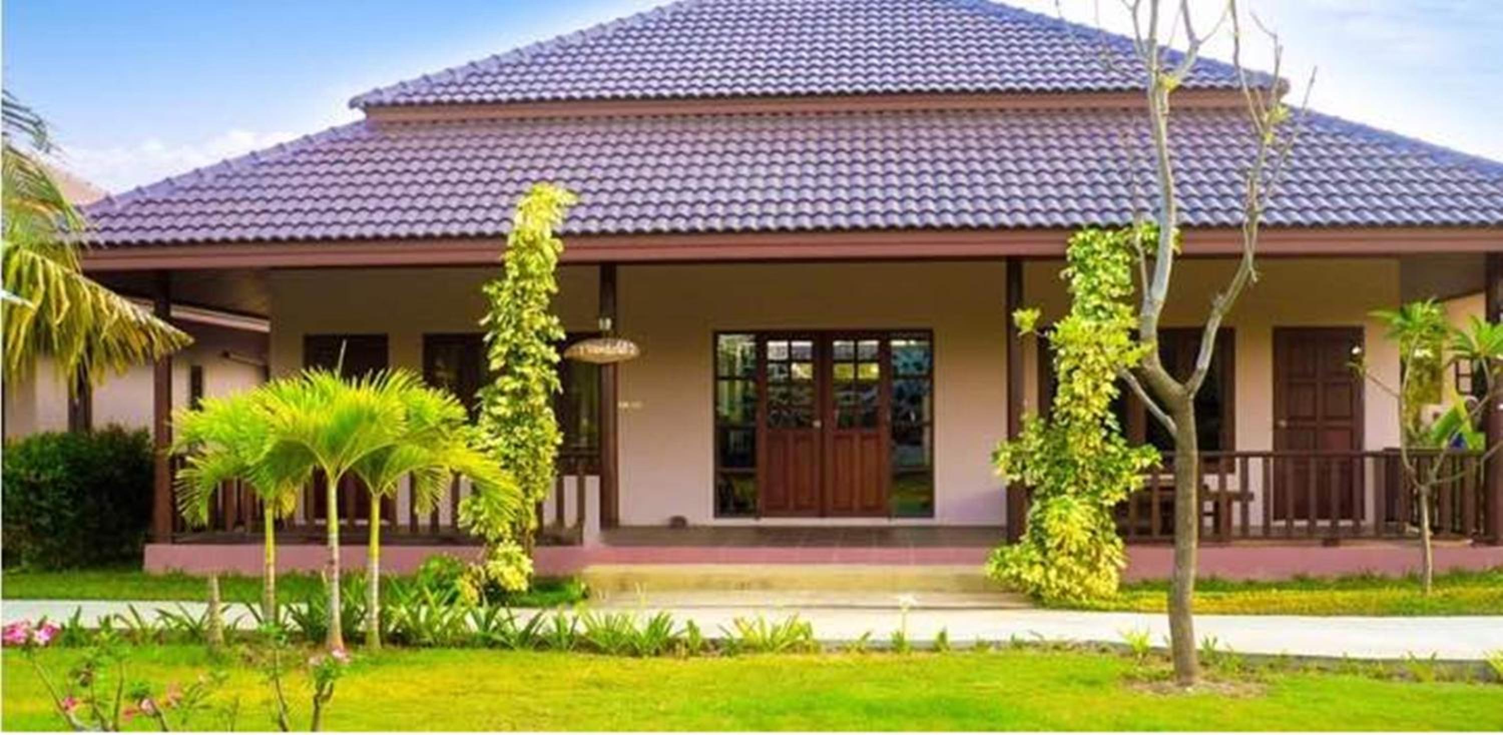 Waterside Resort