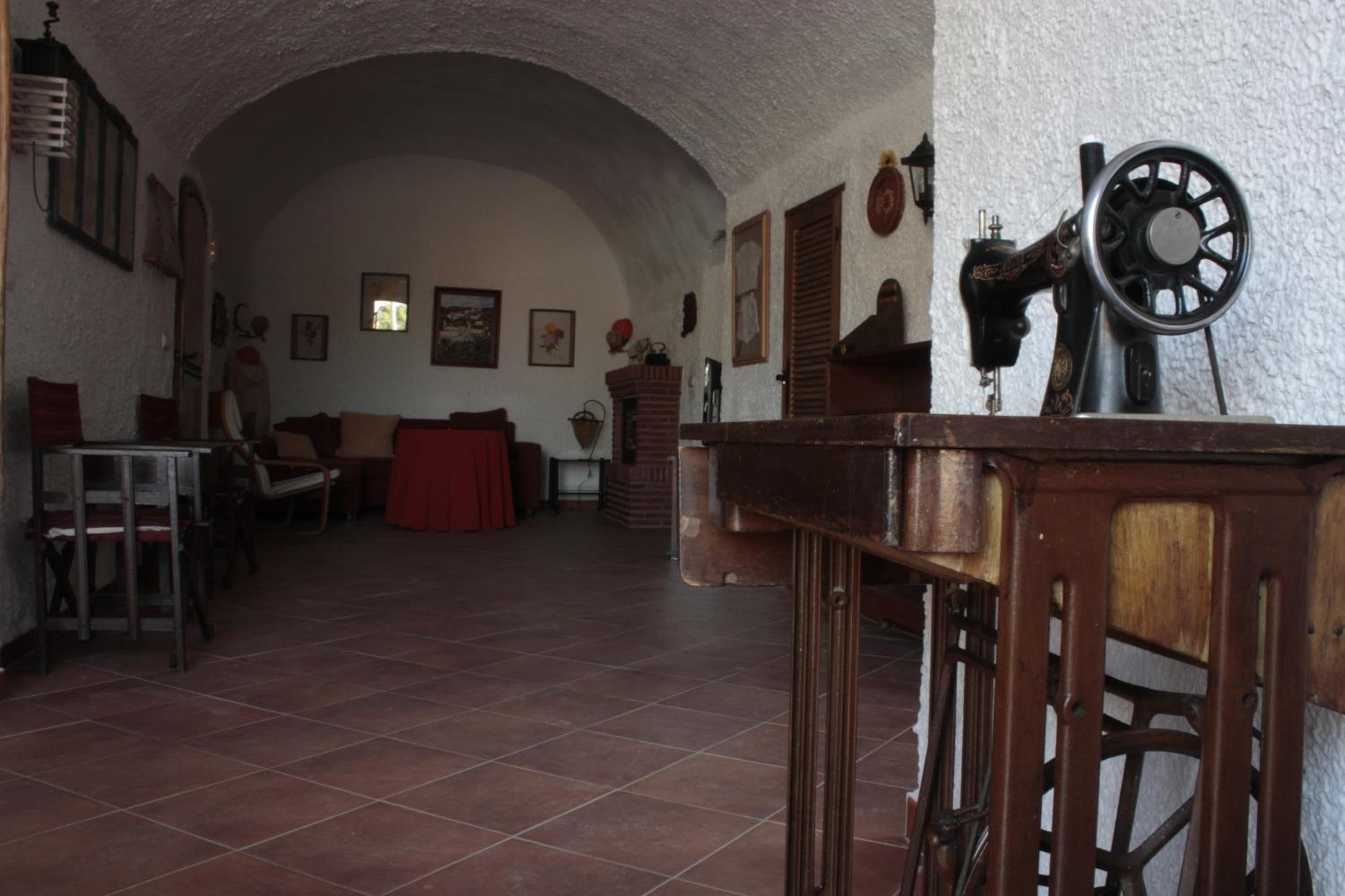 Photo 32