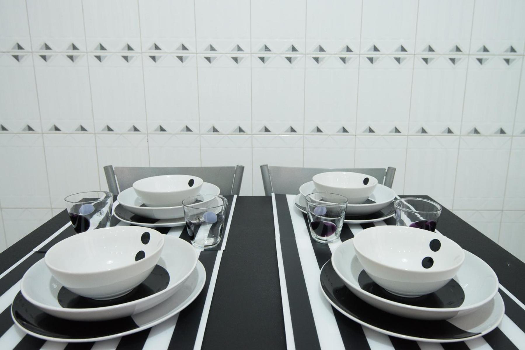 Varriale Apartaments 2,0 free parking for small cars only
