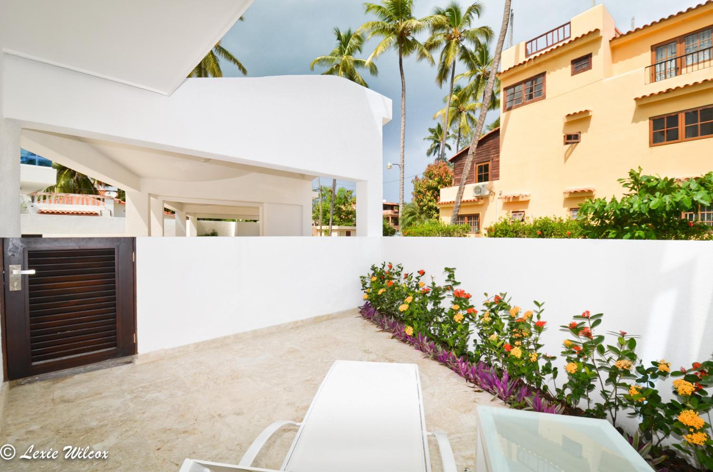 The Sanctuary @ Los Corales