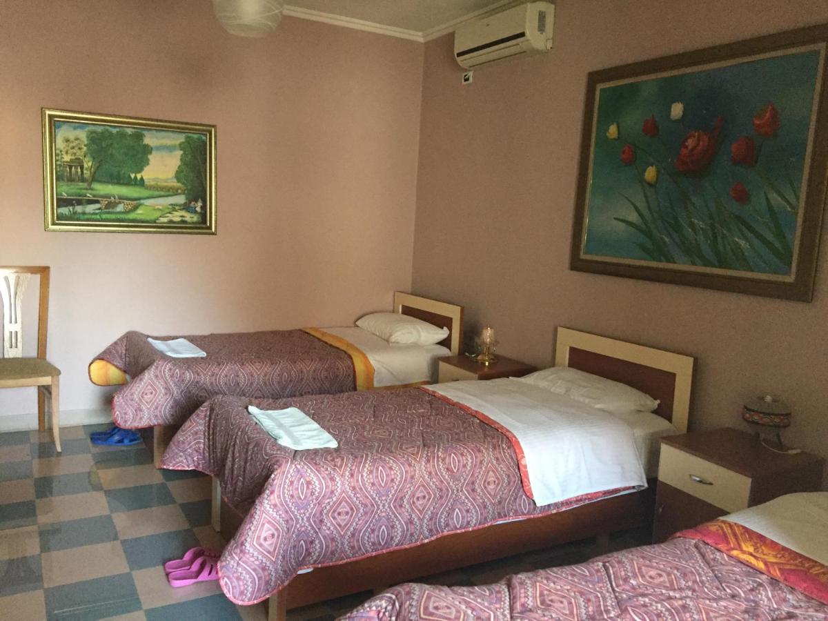 Hostel Grande House