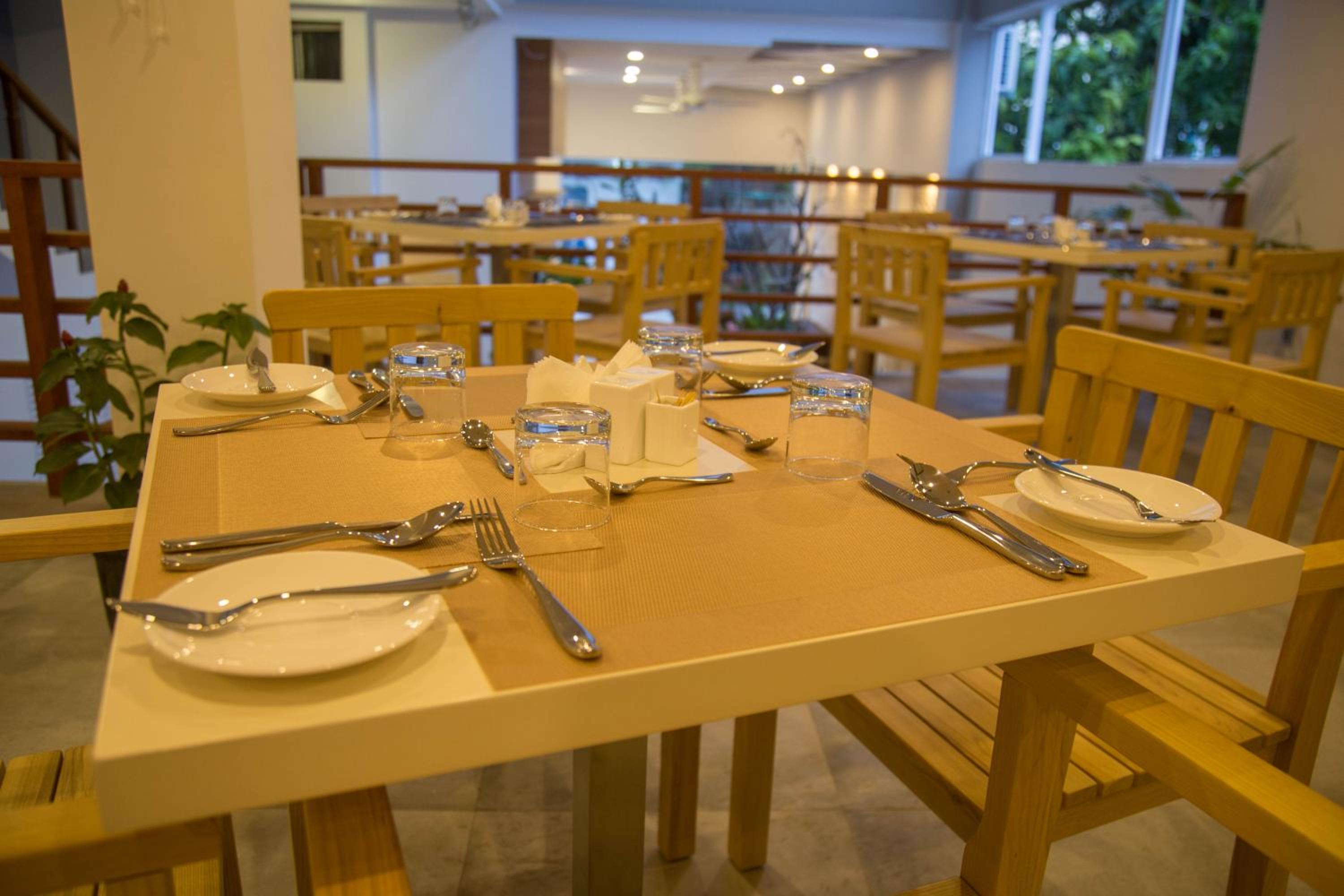 Kuredhi Beach Inn
