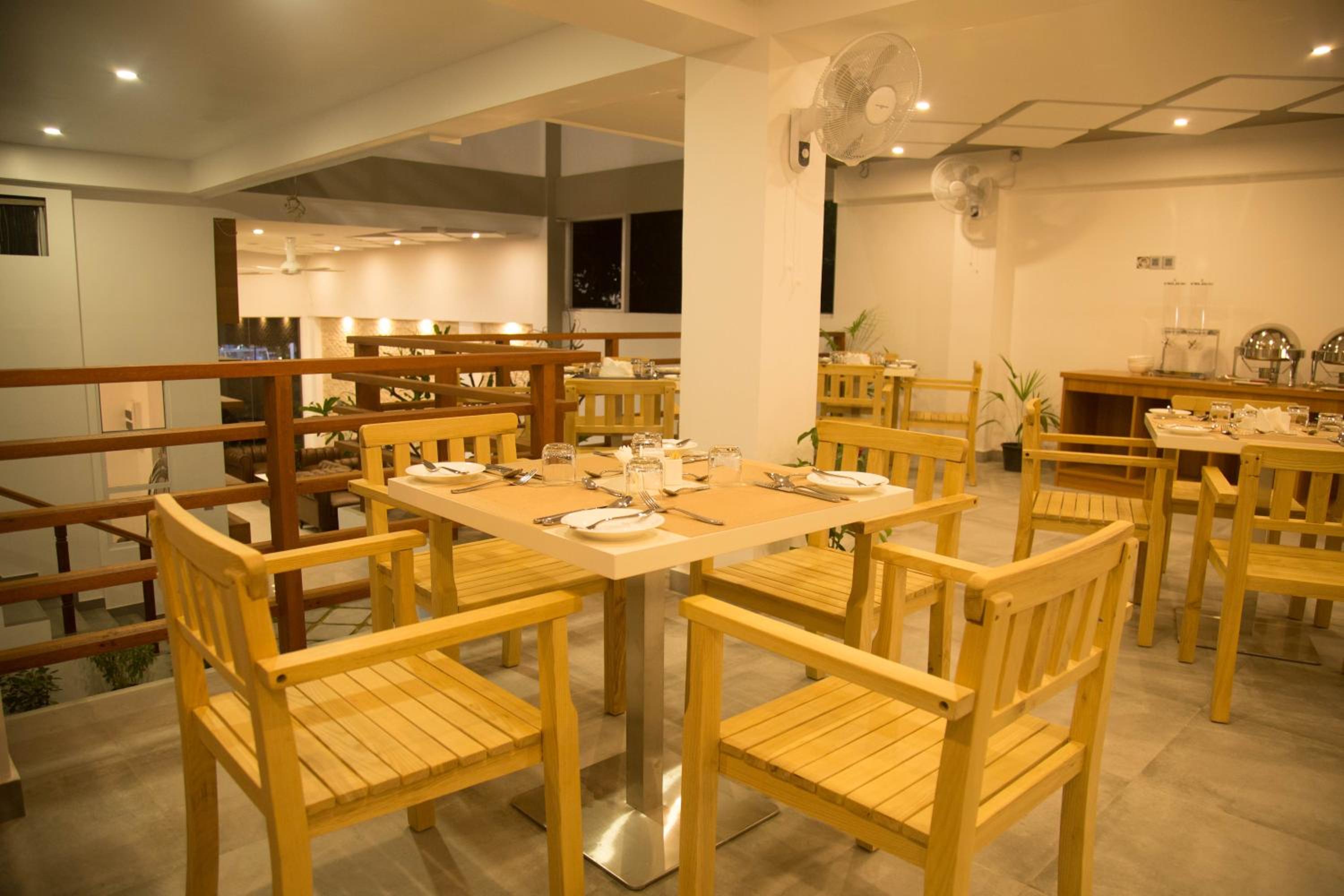 Kuredhi Beach Inn