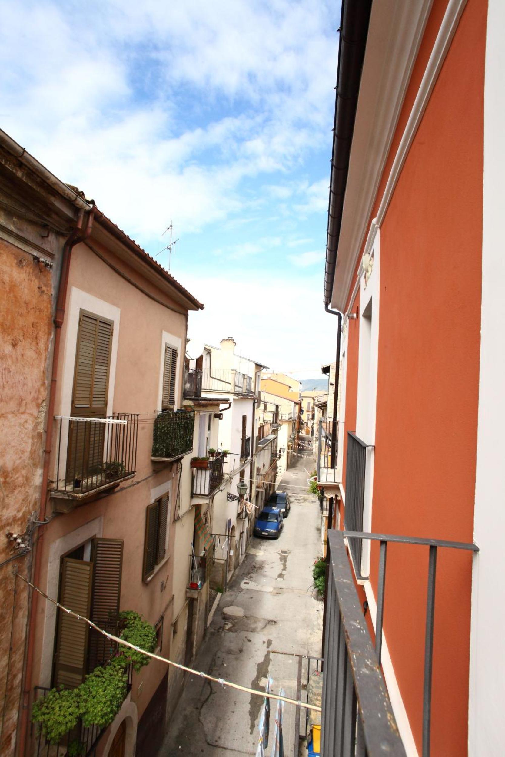 Angelino Home