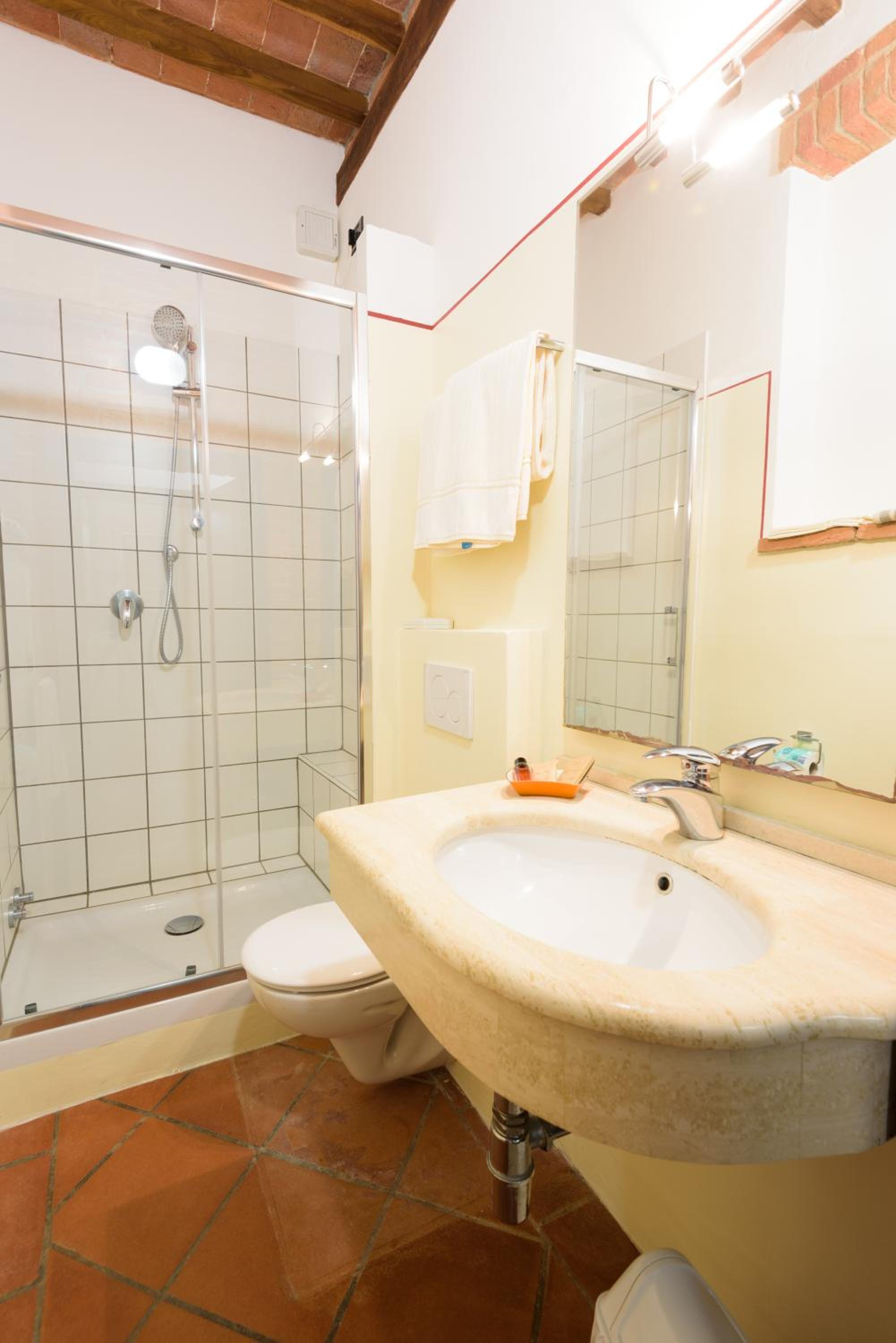 Photo 69