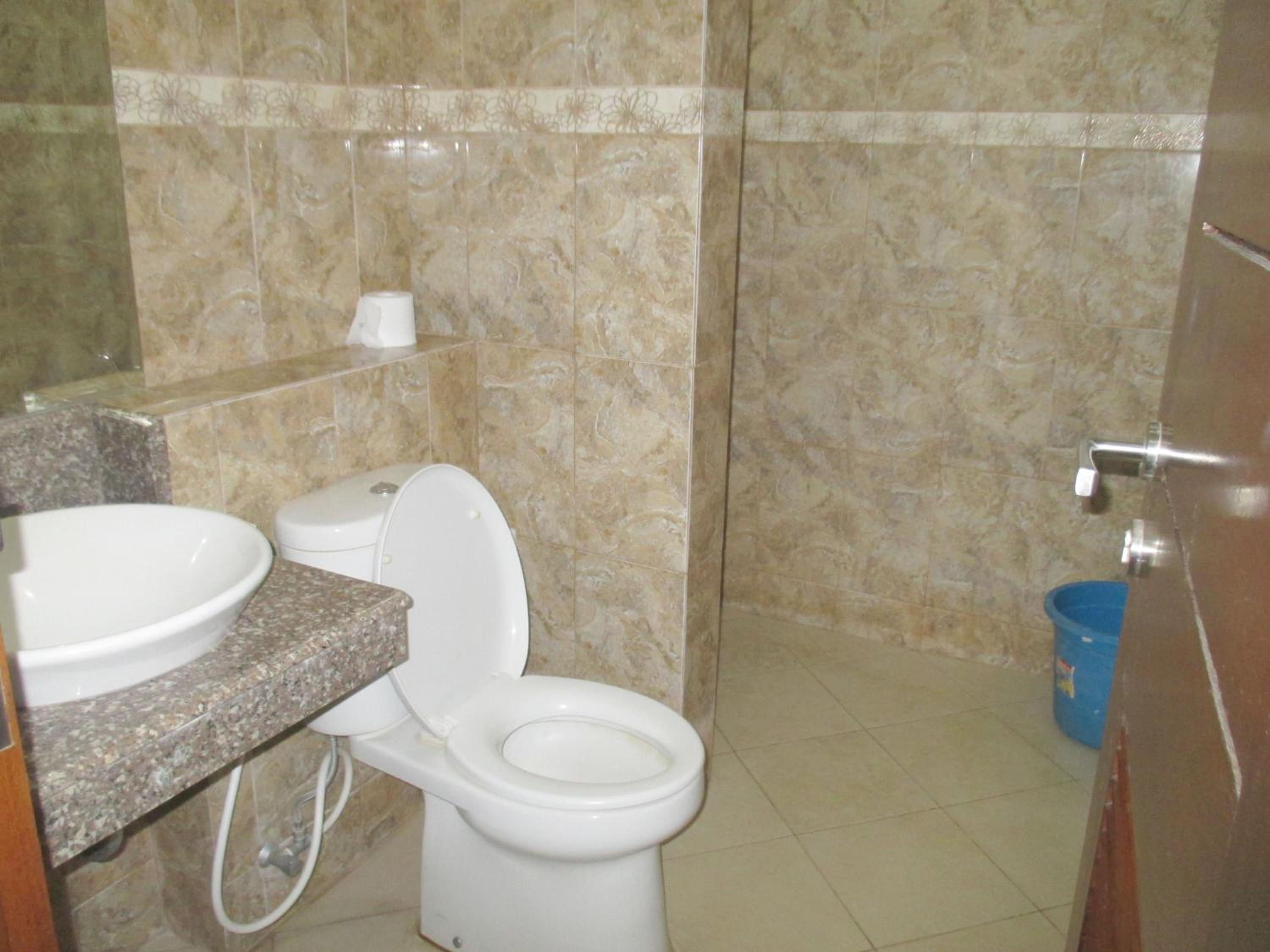 Photo 32