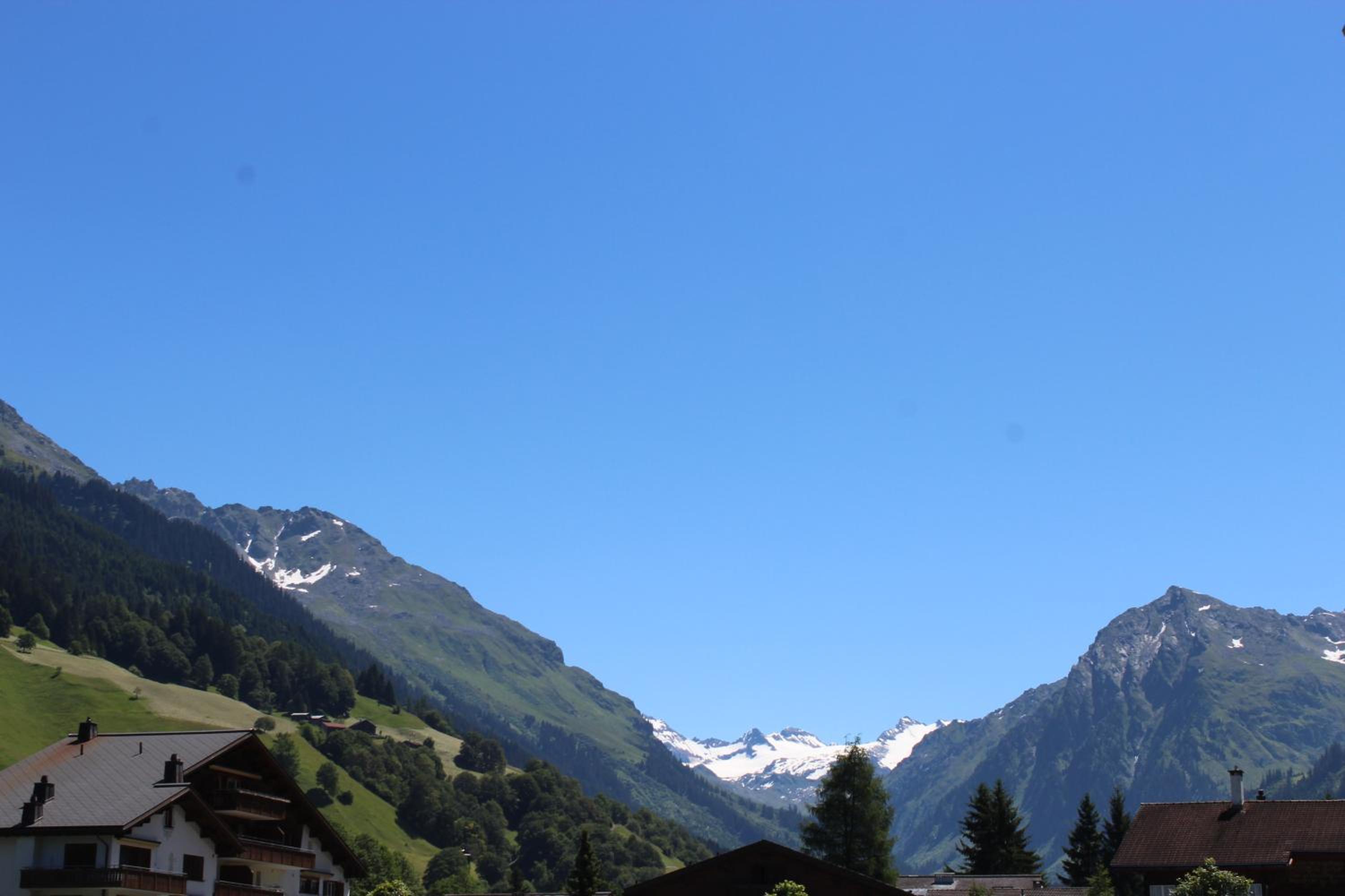 Hus Pravis view 4