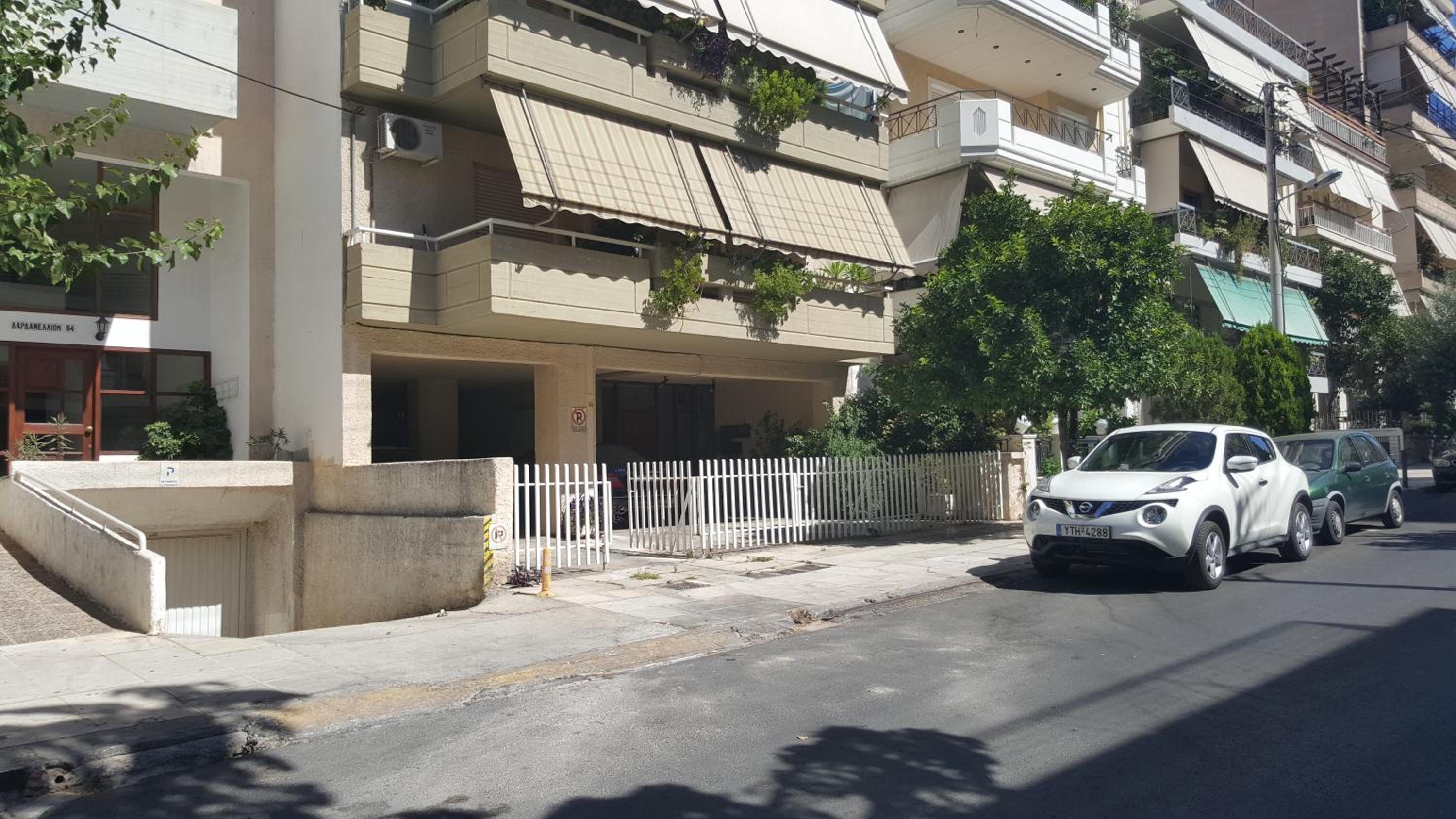 Captains 2-Bedroom Suite in Athens Nea Smyrni