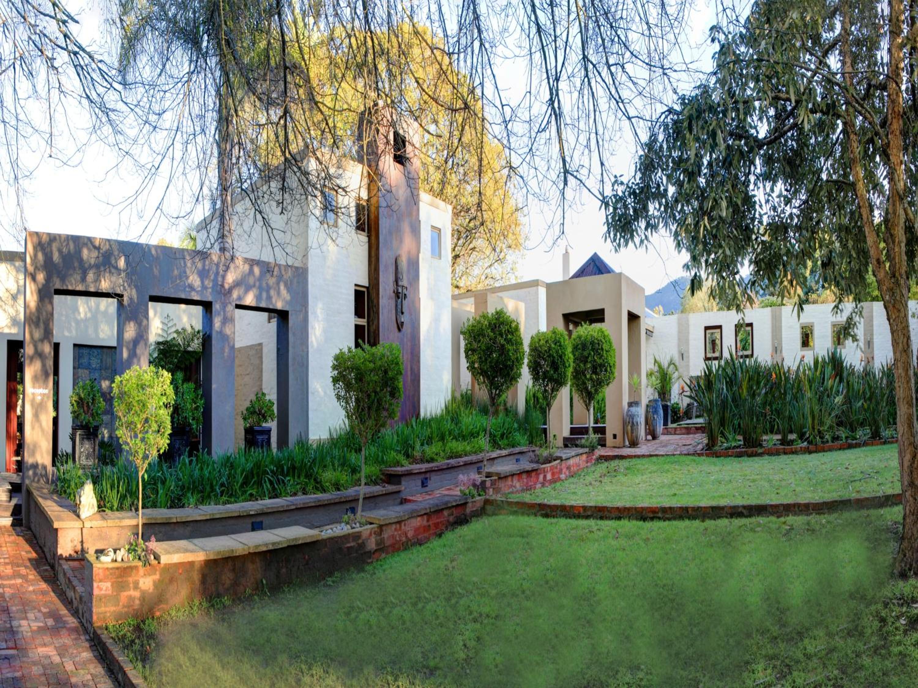 Lily Pond Country Lodge
