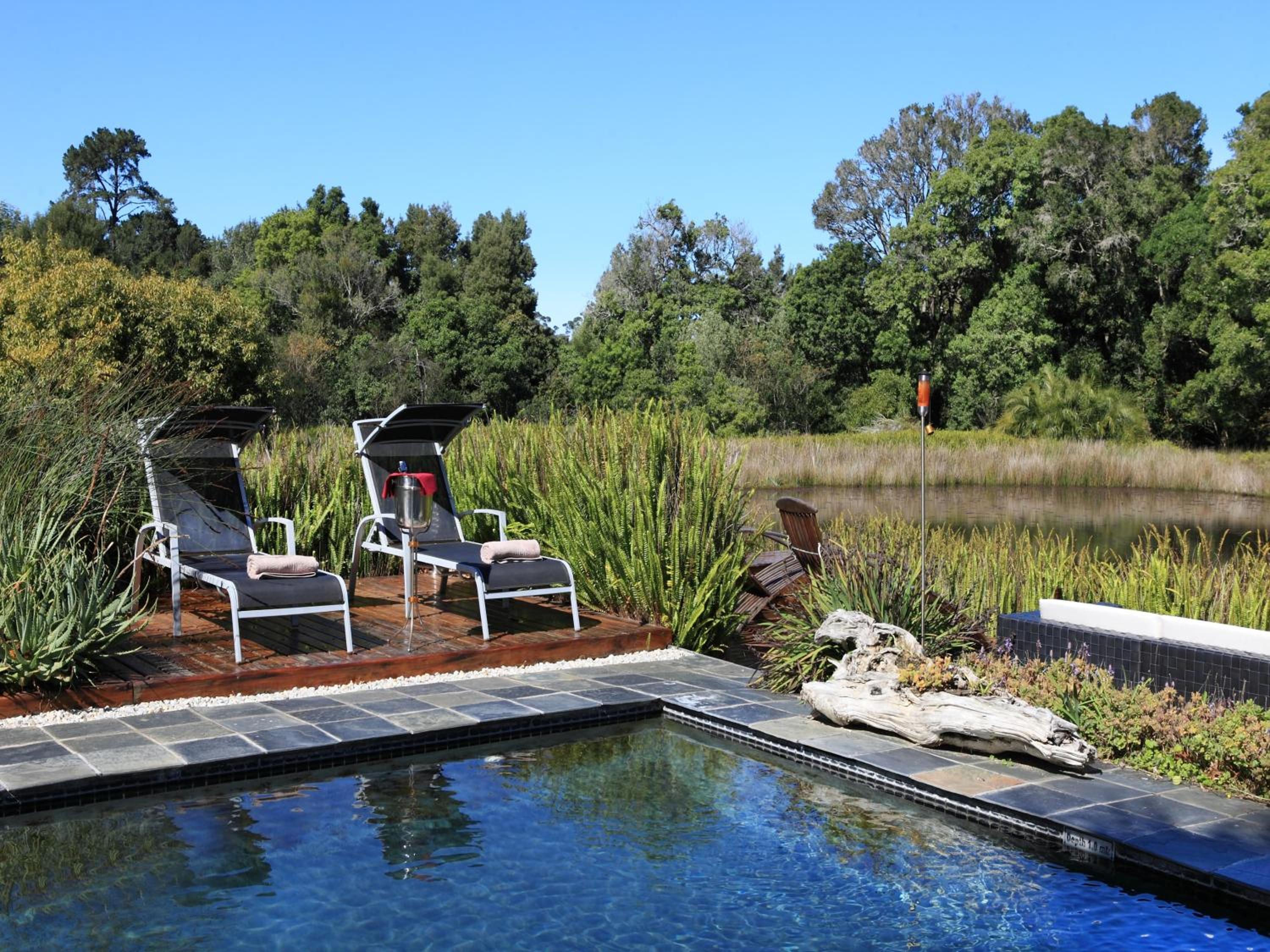 Lily Pond Country Lodge
