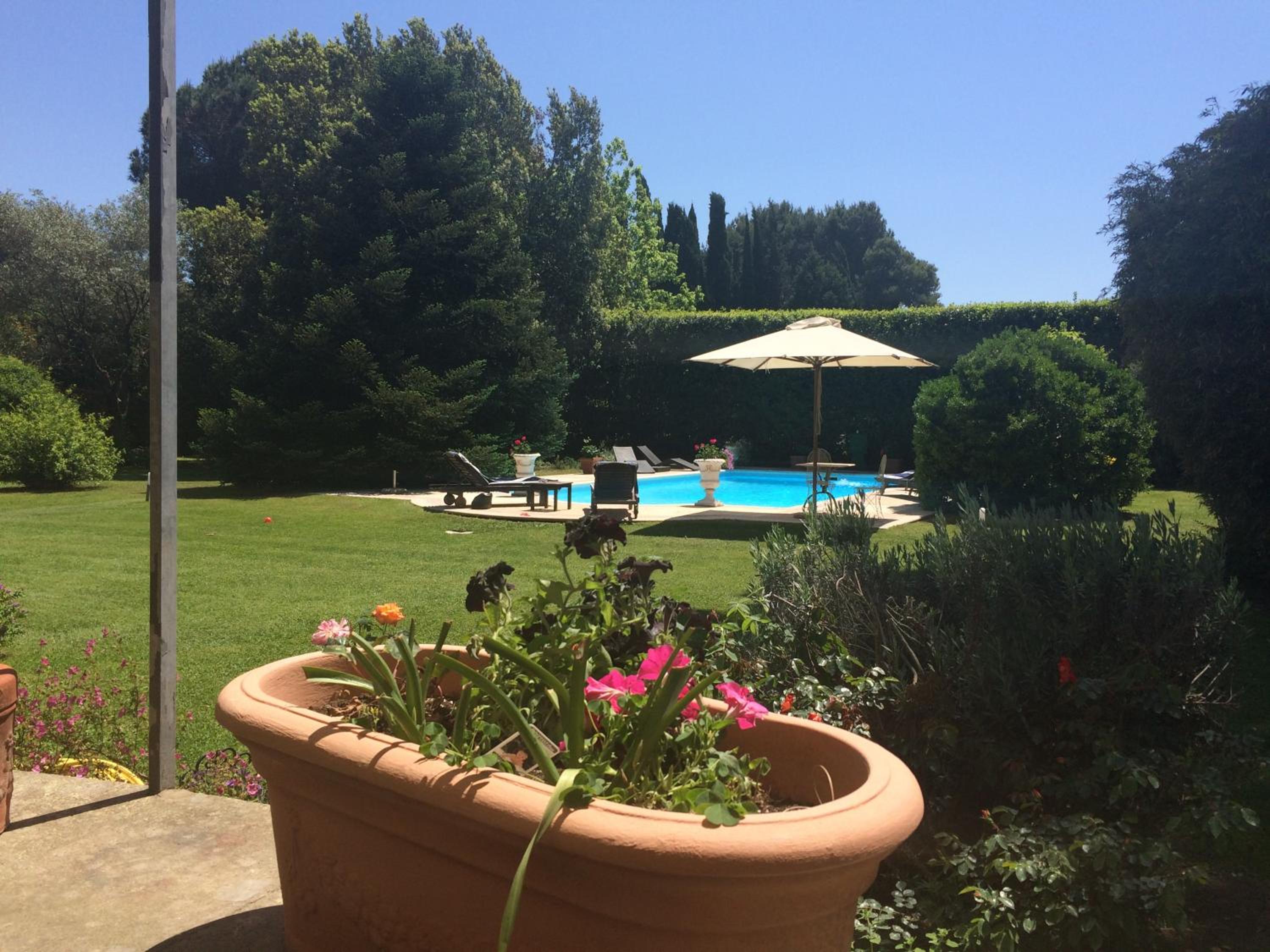 La Gaura Guest House