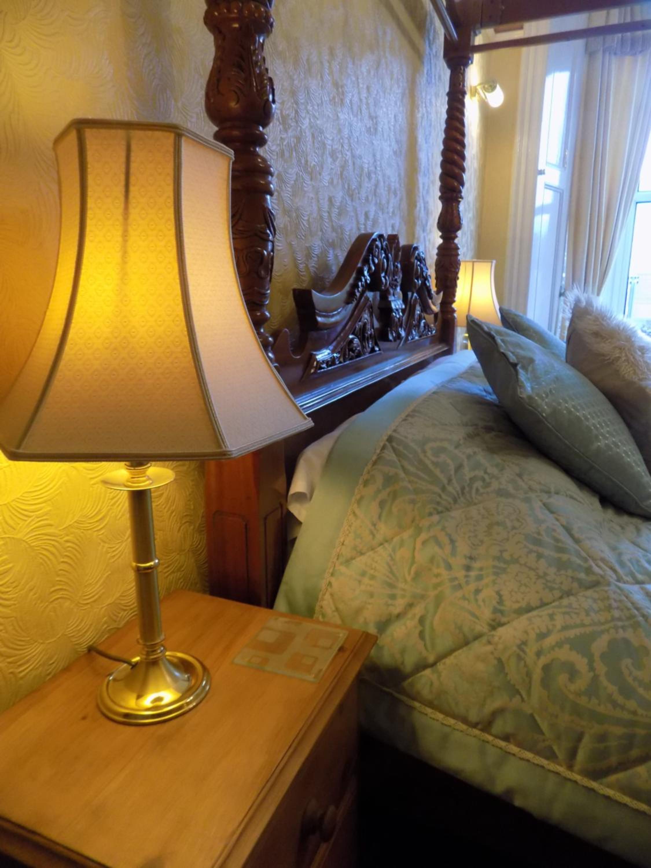 Penrith Vacations - Glendale Guest House - Property Image 97