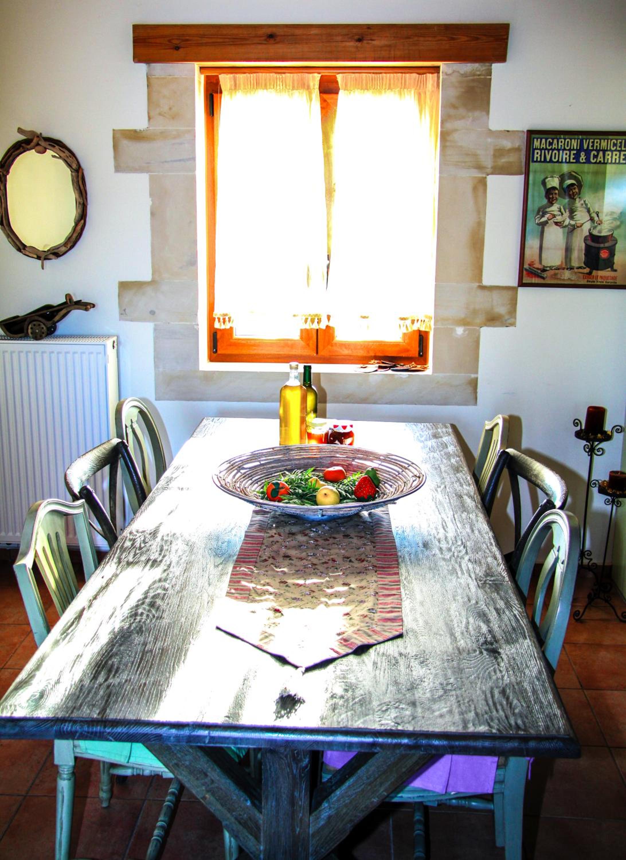 Arodamos Villa with a pool, children's games, and BBQ, perfect for 23 people! view 4