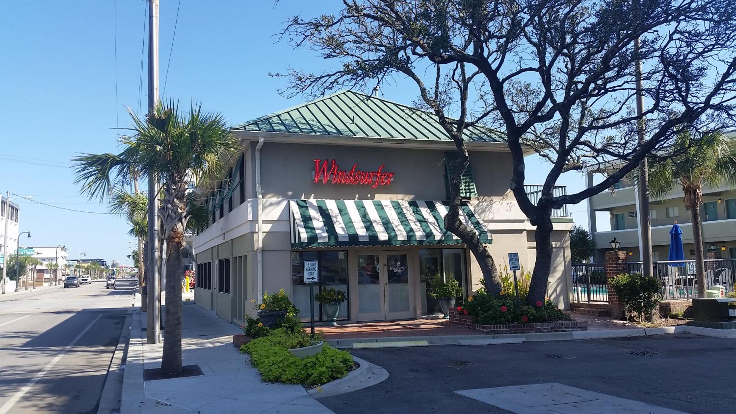 Hotel Windsurfer Hotel - Image 1