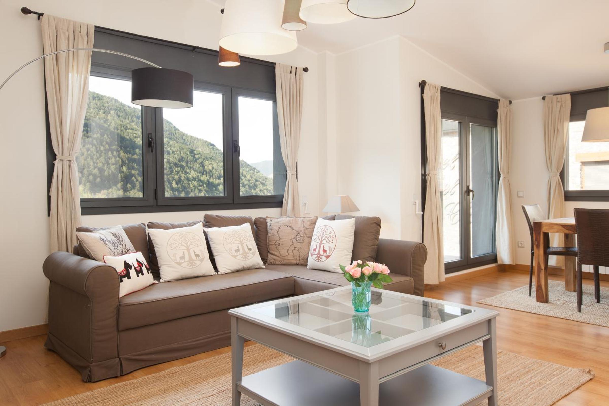 Tarter Mountain Suites