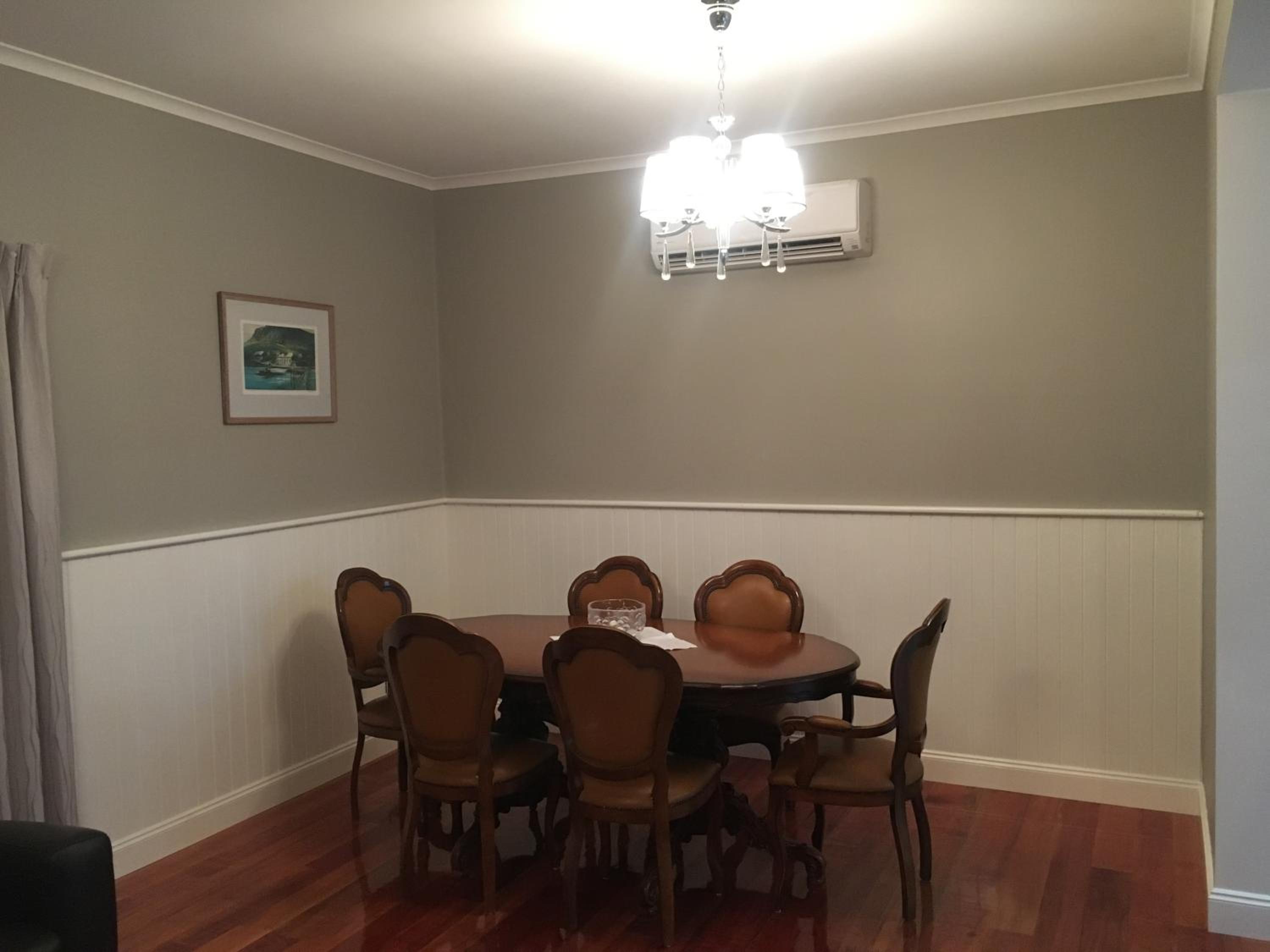 Noah's Stanley Luxury Bed and Breakfast