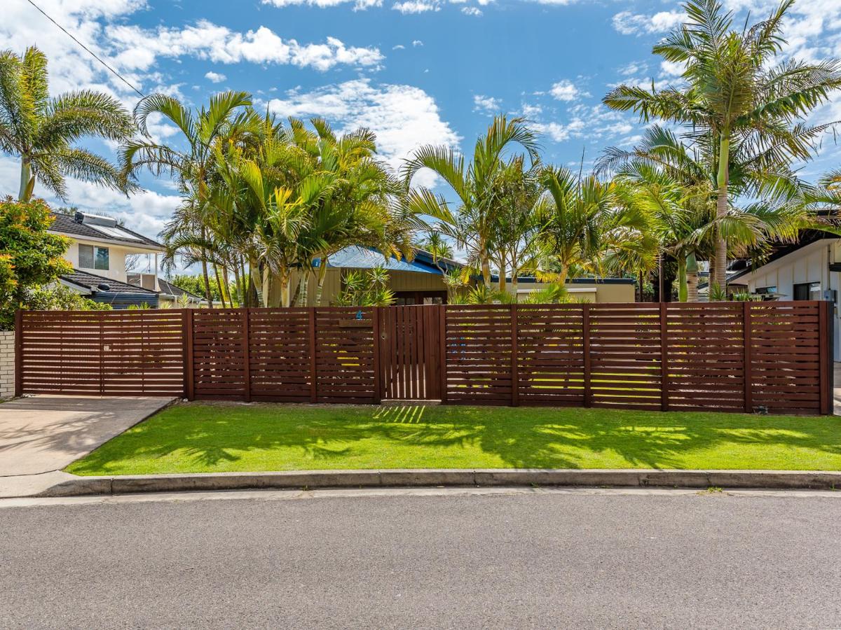 Surf Club House, Pet Friendly, Sunshine Coast, Holiday House, Marcoola view 2