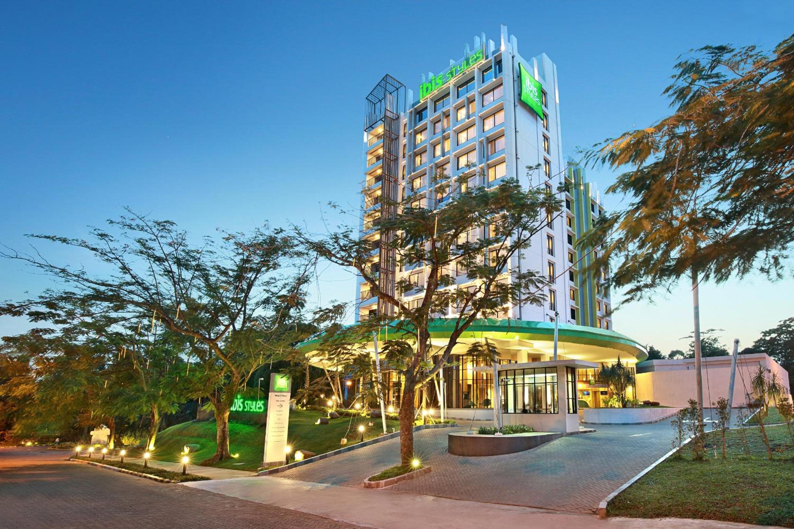 Hotel Ibis Styles Bogor Raya - Image 1