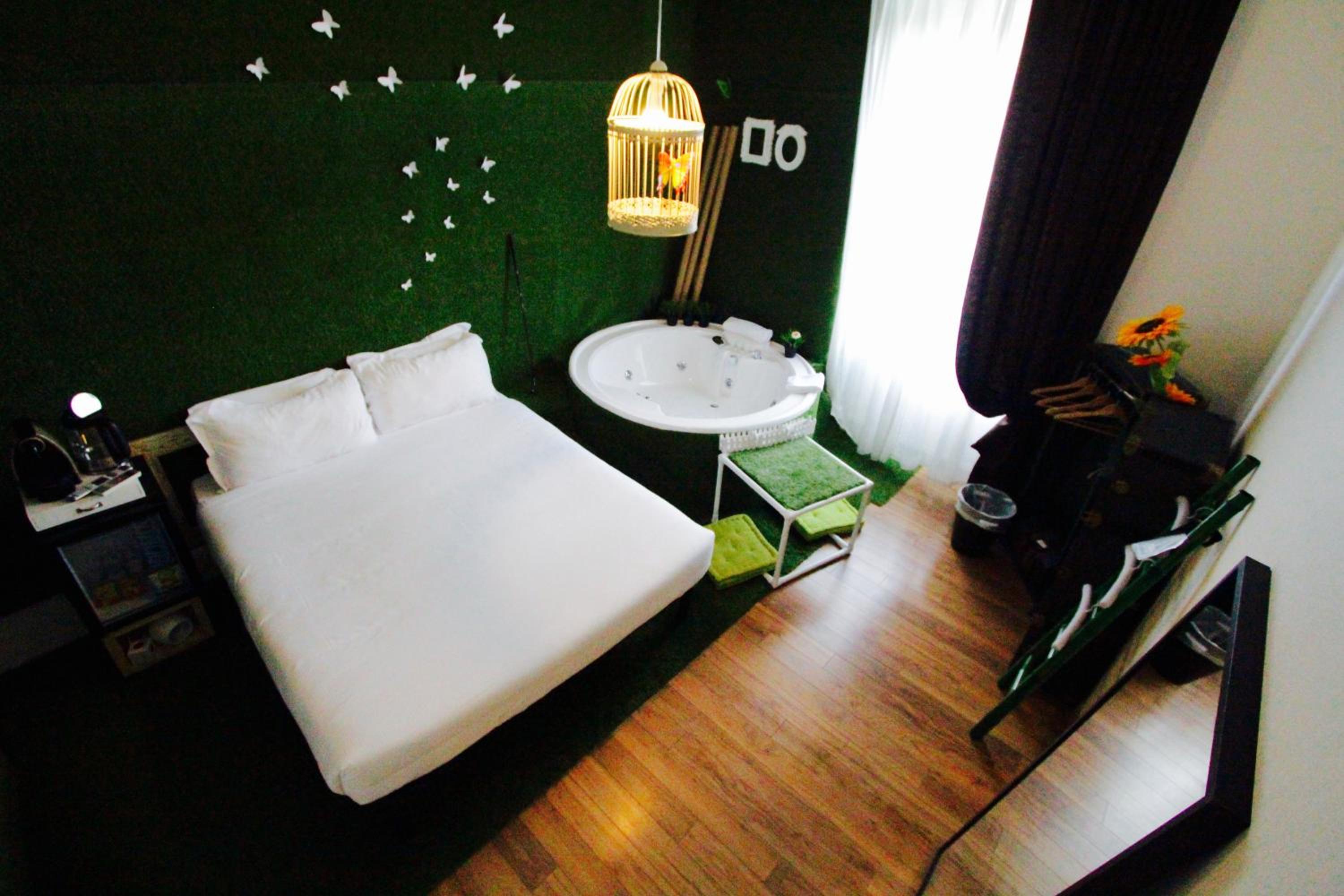 hotel room