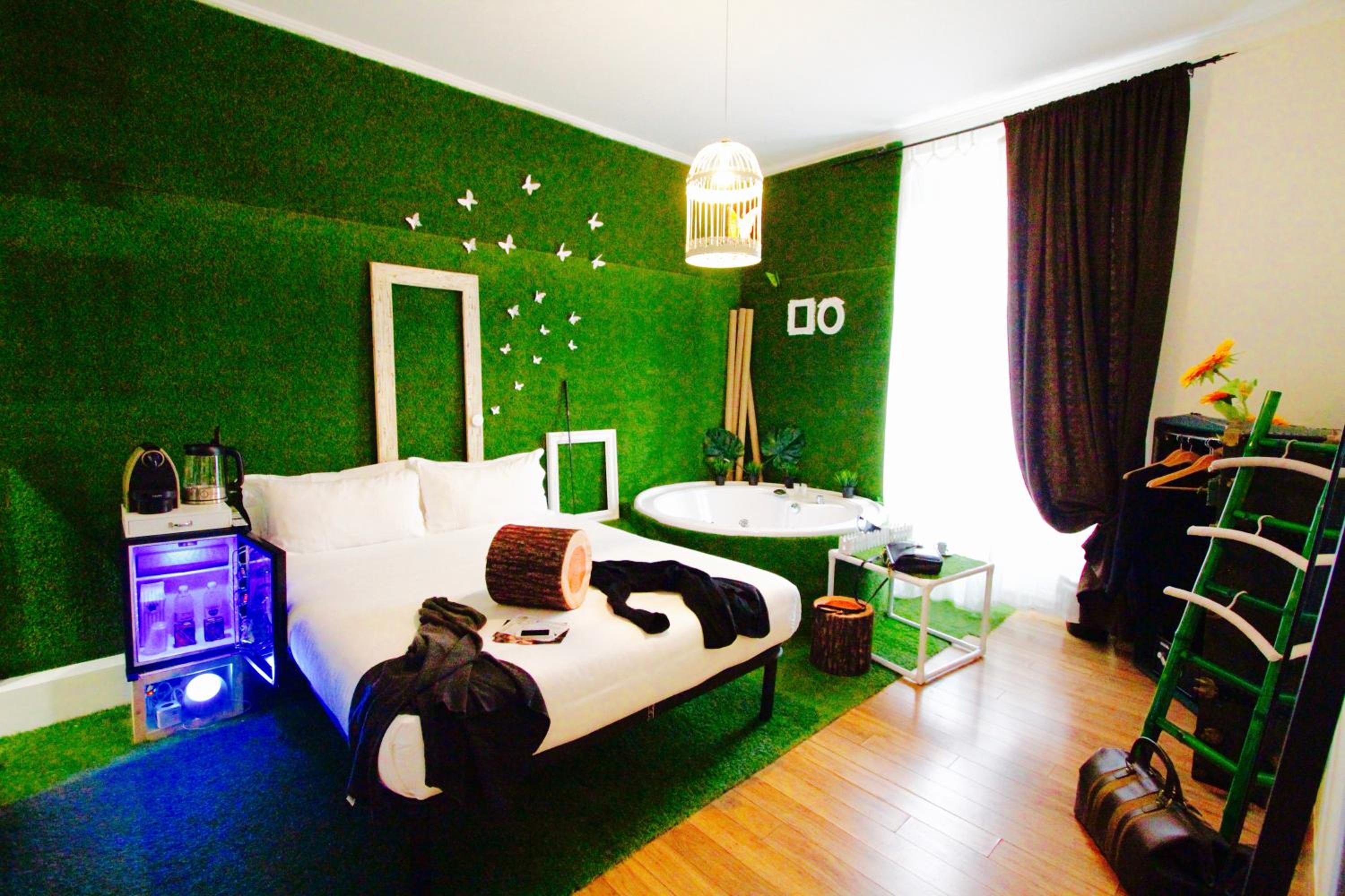 hotel room