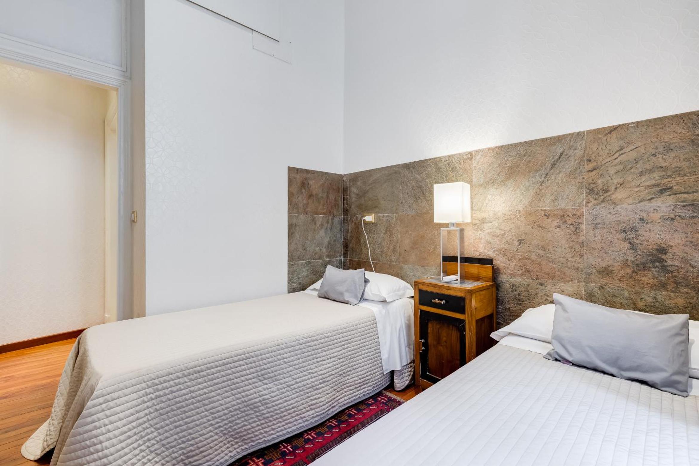 Affreschi Su Roma Luxury B&B