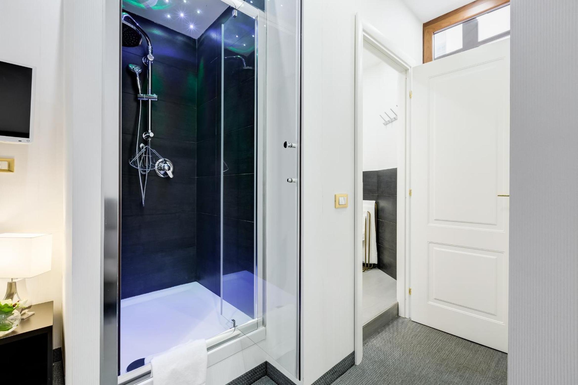 Affreschi Su Roma Luxury B&B