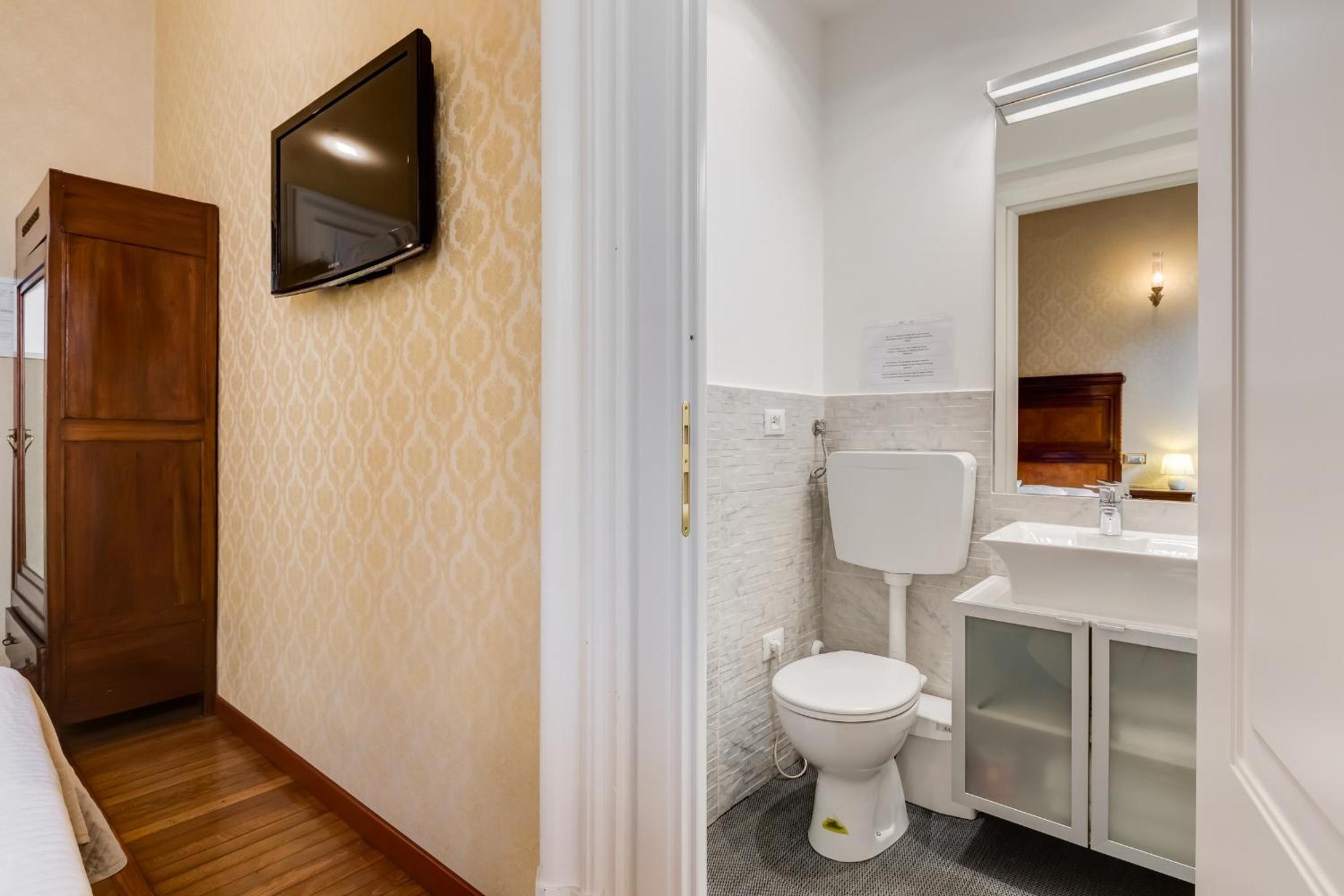 Affreschi Su Roma Luxury B&B