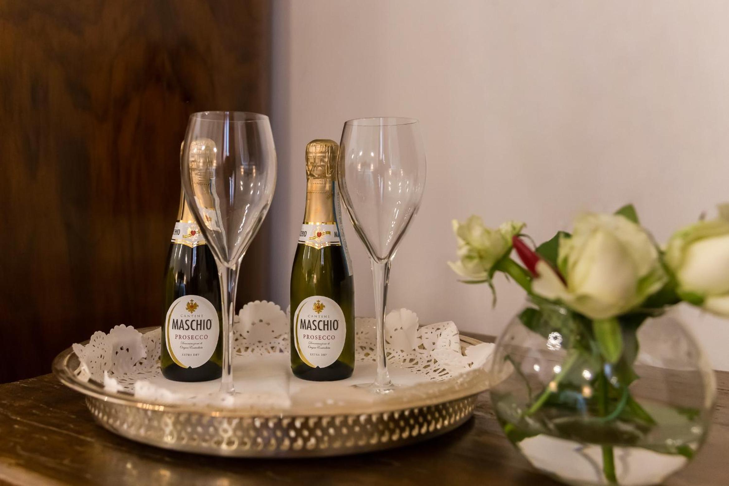 Affreschi Su Roma Luxury B&B