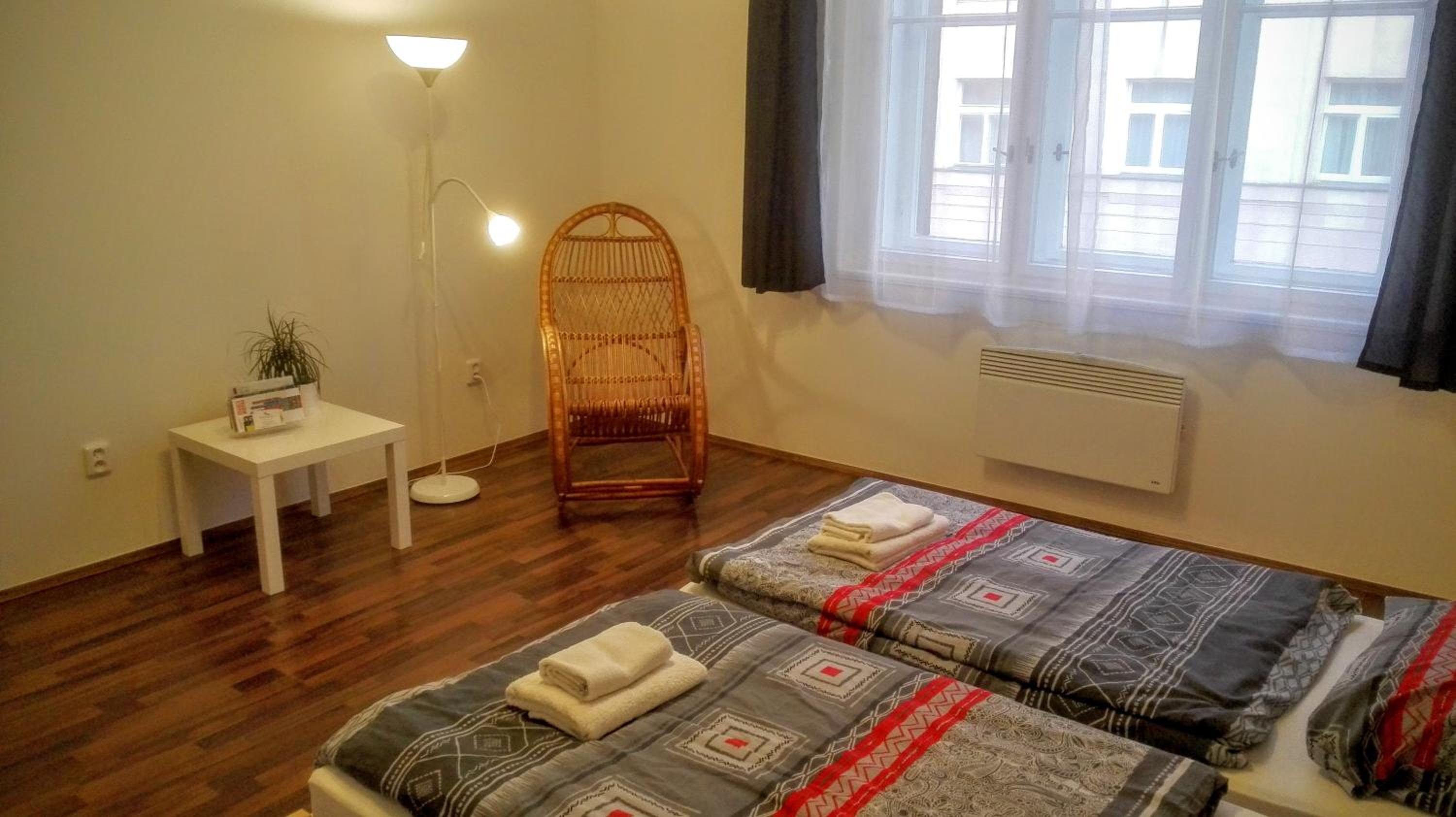 Jezerka Apartments - Free Parking - Easy Access to Center