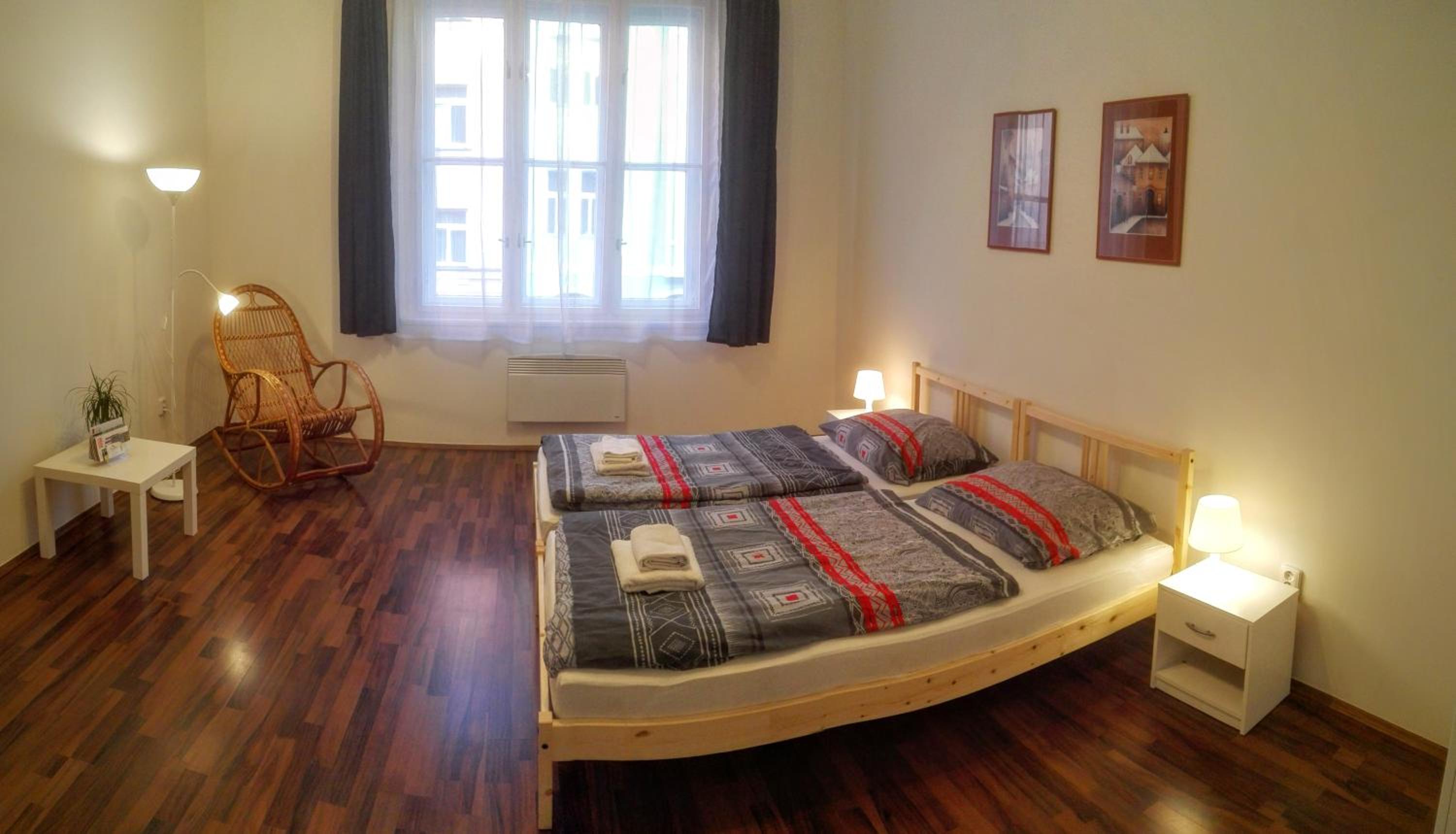 Jezerka Apartments - Free Parking - Easy Access to Center
