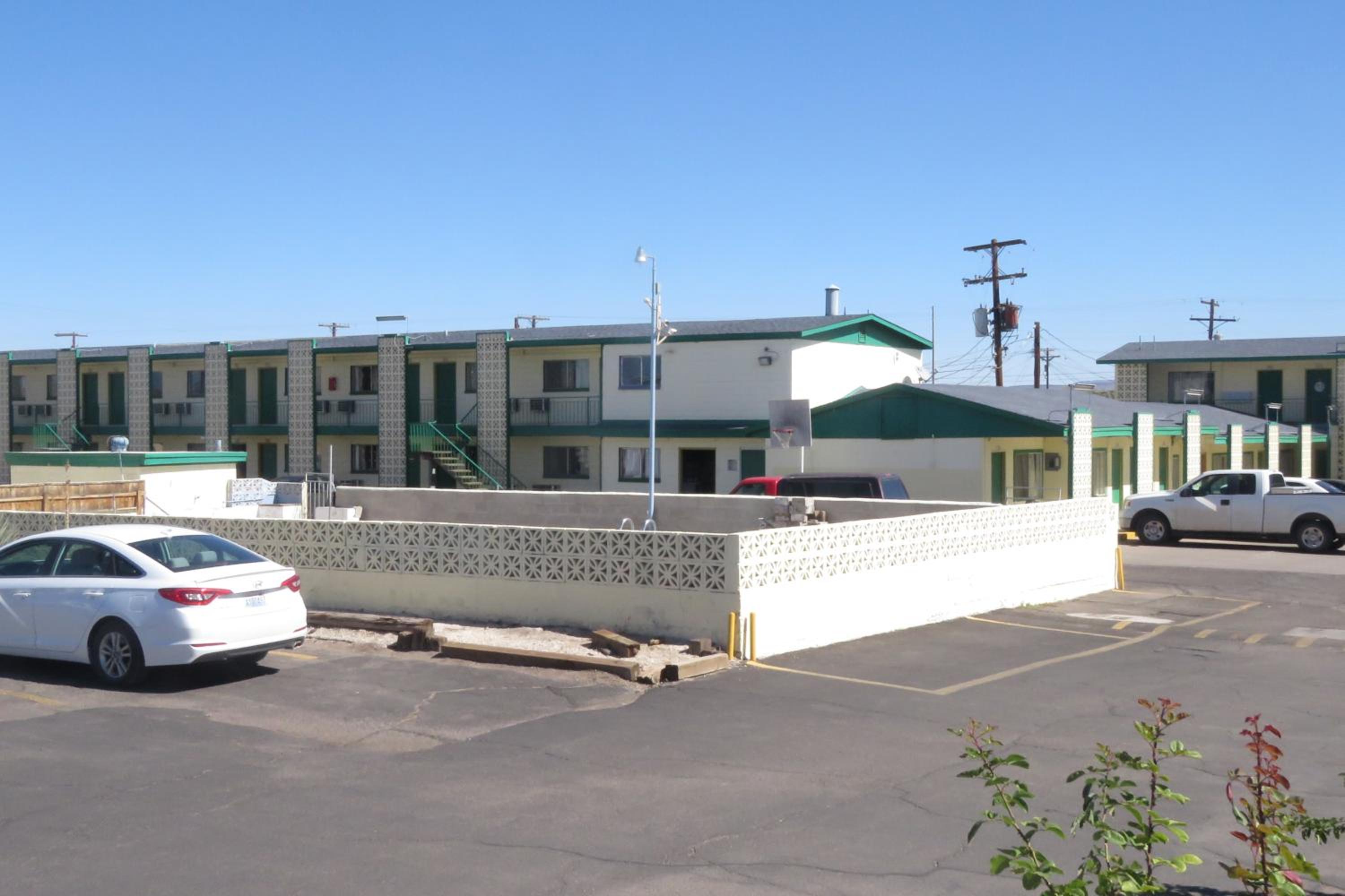Socorro Vacations - Economy Inn - Property Image 7