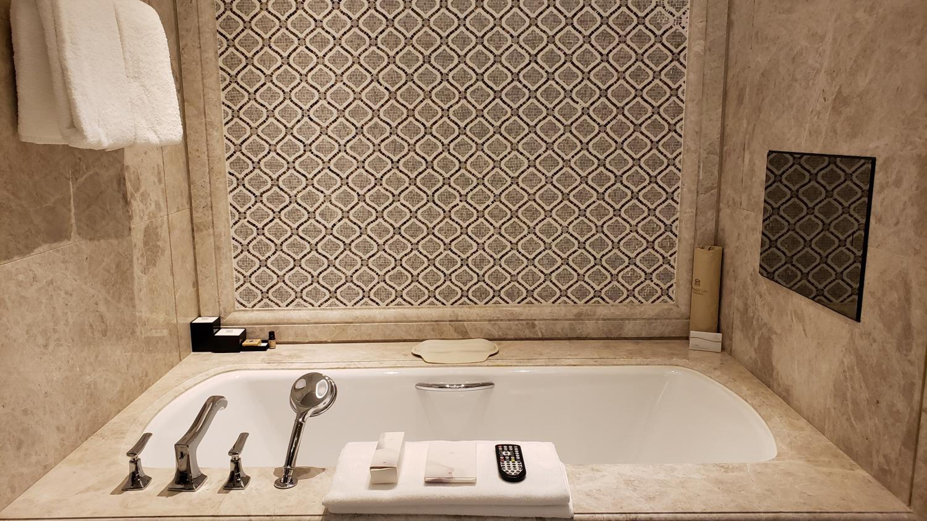 Wanda Vista Hotel Urumqi, photo 13
