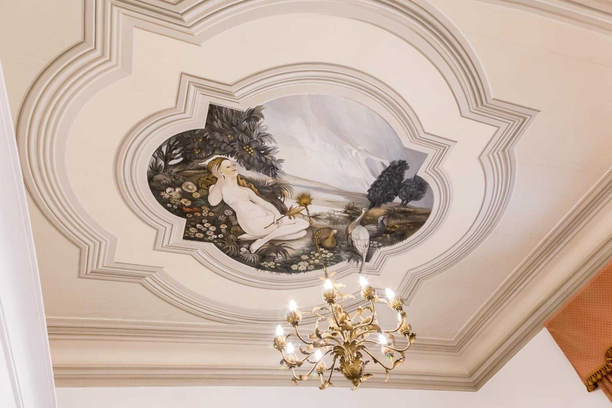 Affreschi Su Roma Luxury B&B
