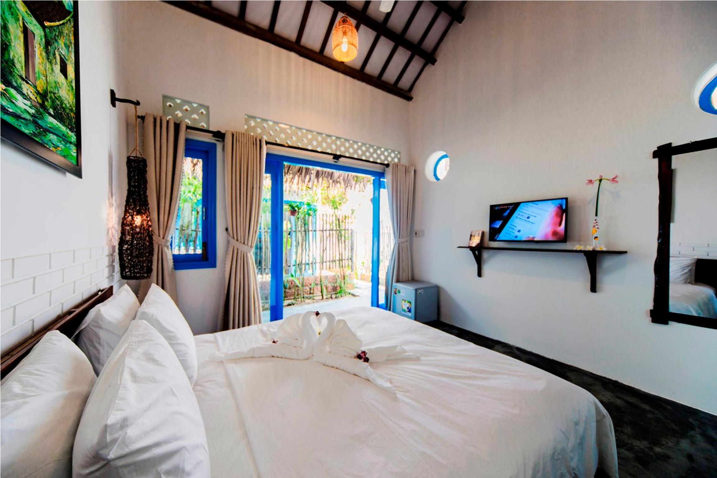 Cashew Tree Bungalow