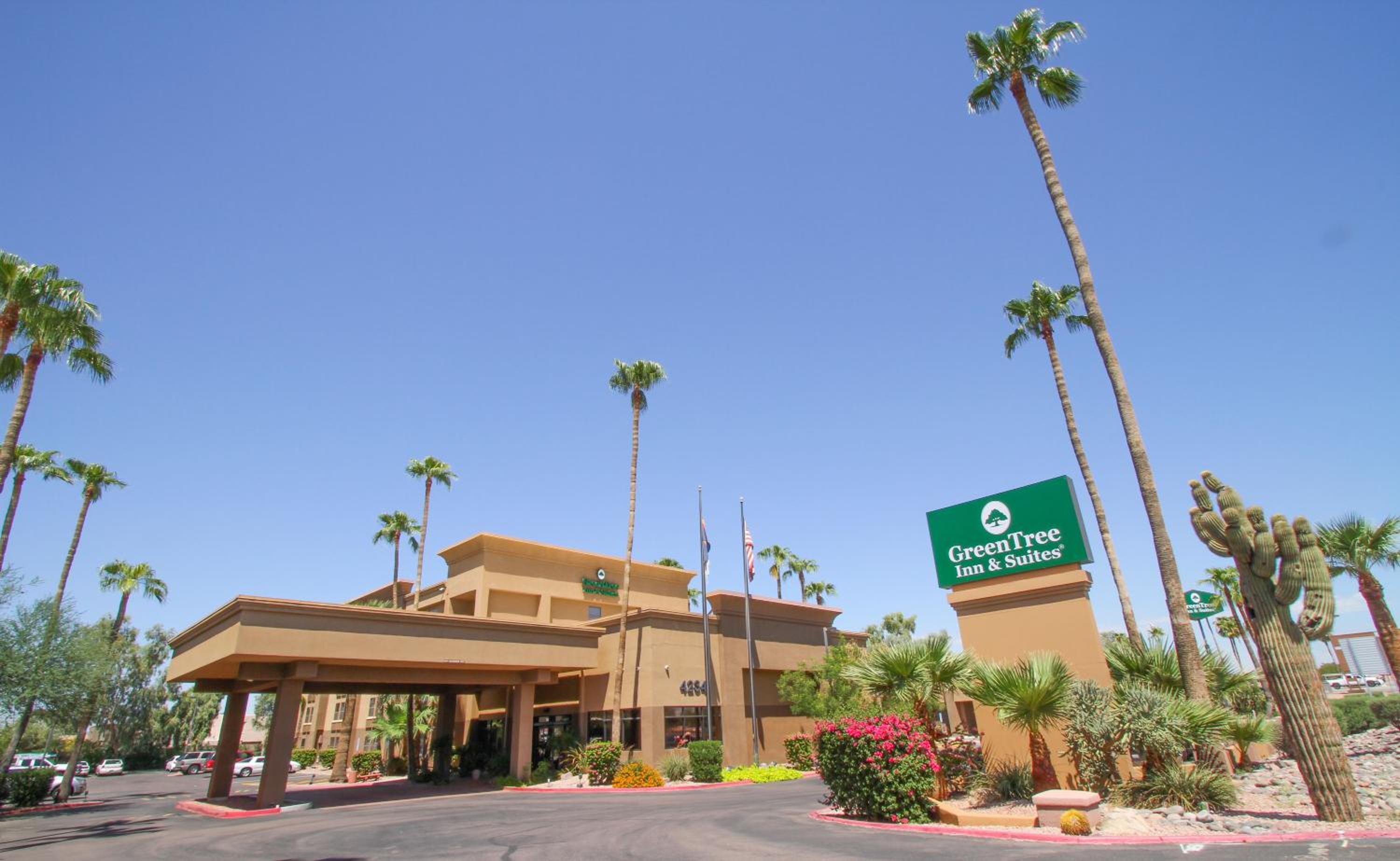 Hotel GreenTree Inn & Suites Phoenix Sky Harbor