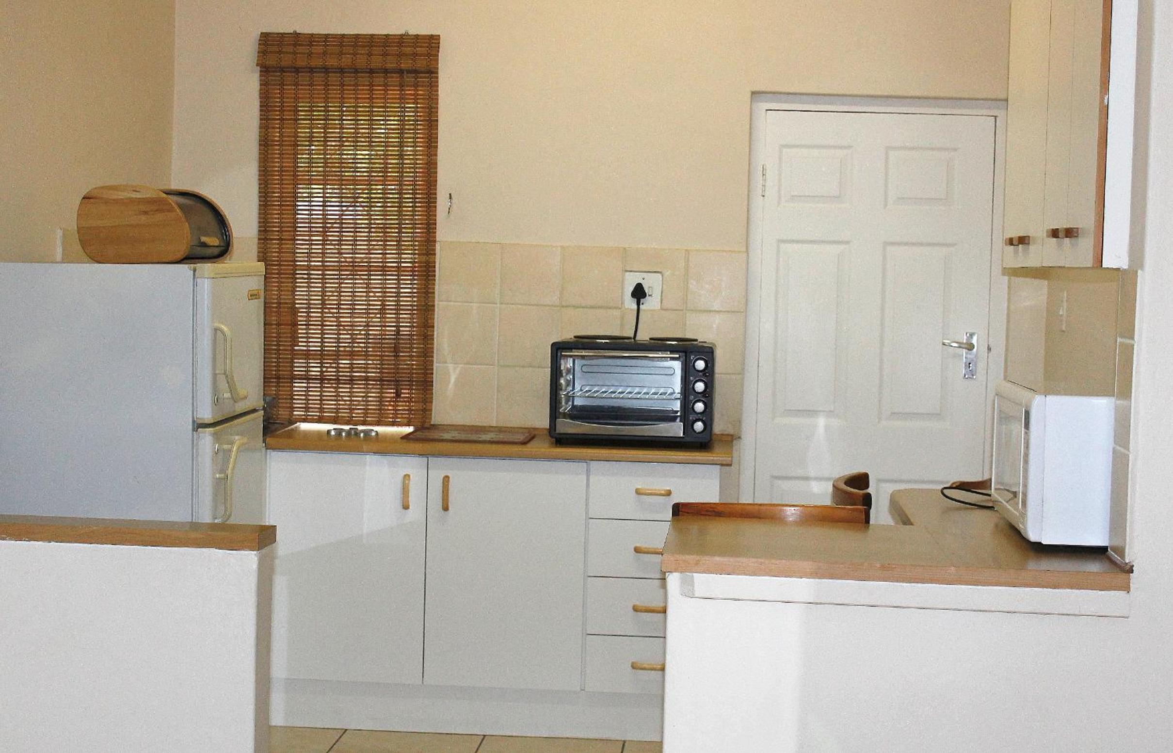 African Aquila Guest Lodge