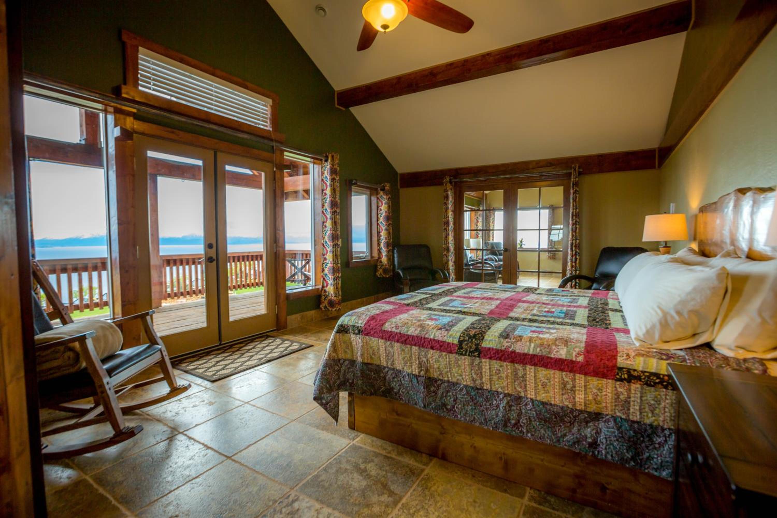 Baycrest Lodge