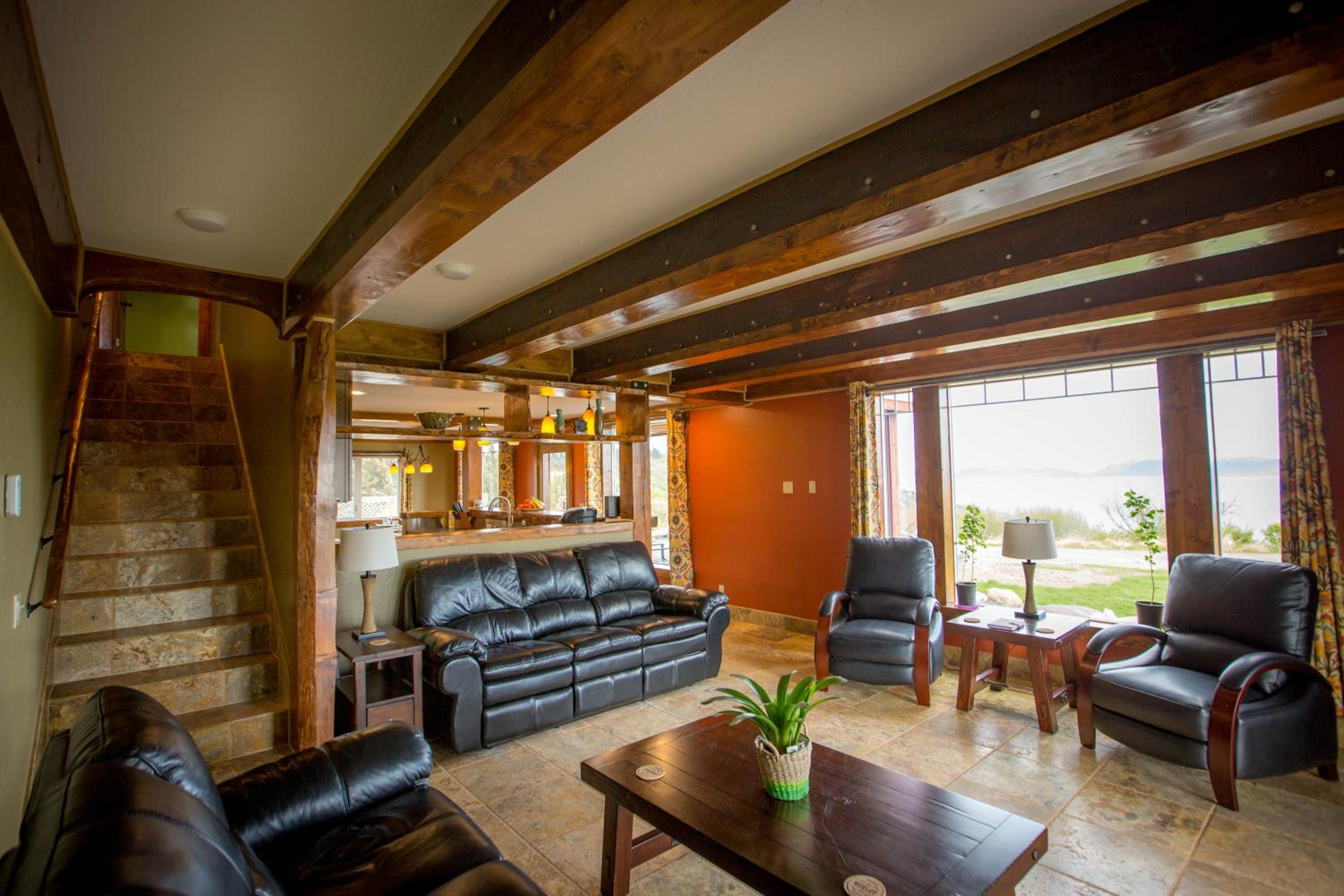Baycrest Lodge
