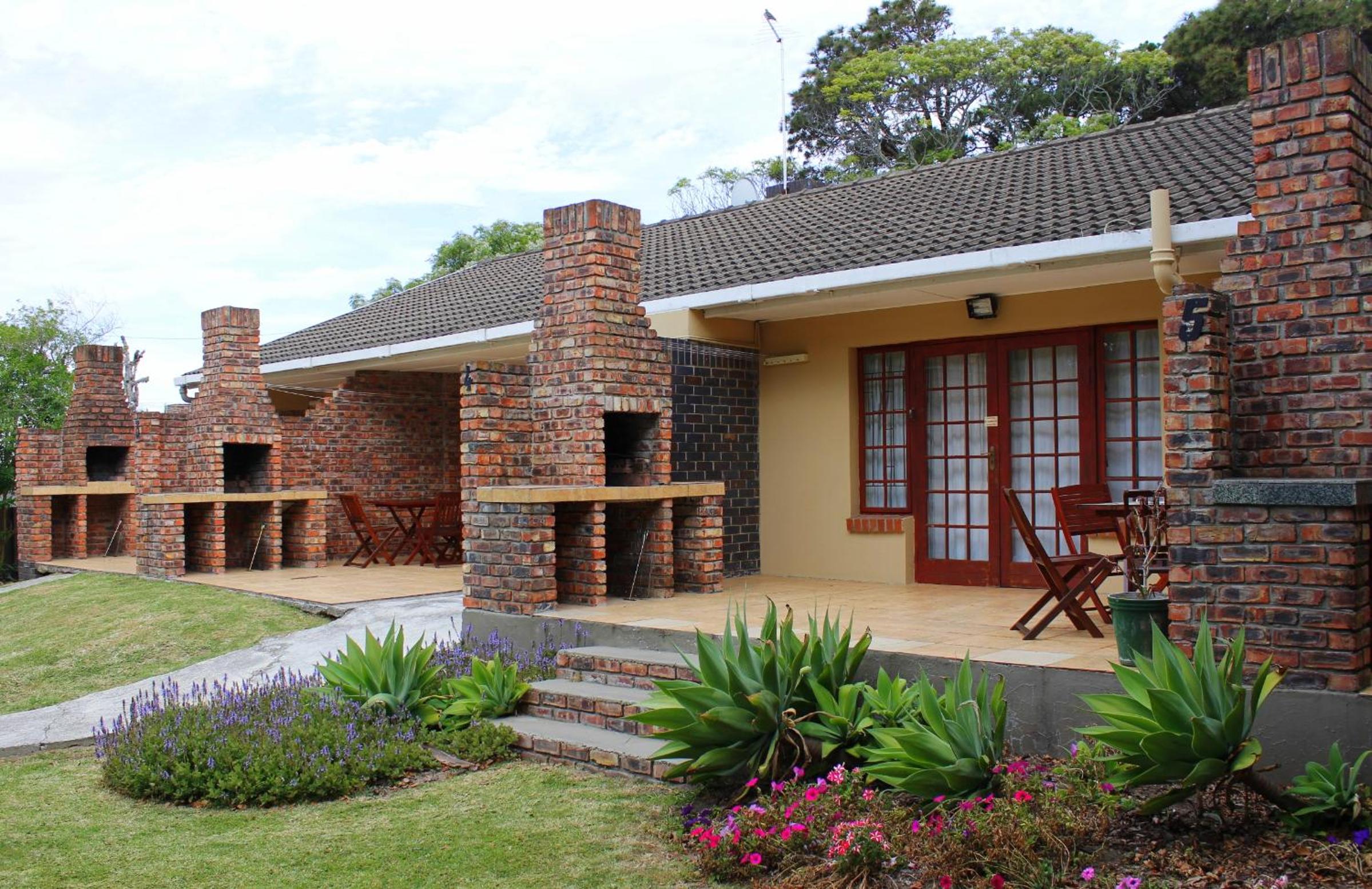 African Aquila Guest Lodge