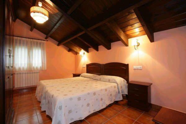 Apartamentos El Castañeu photo 4