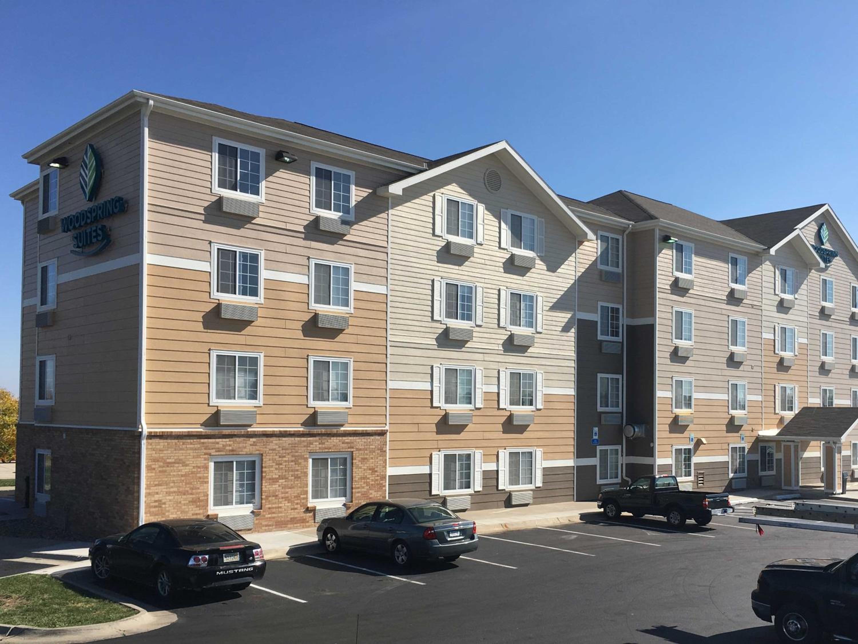 WoodSpring Suites Lincoln Northeast I-80