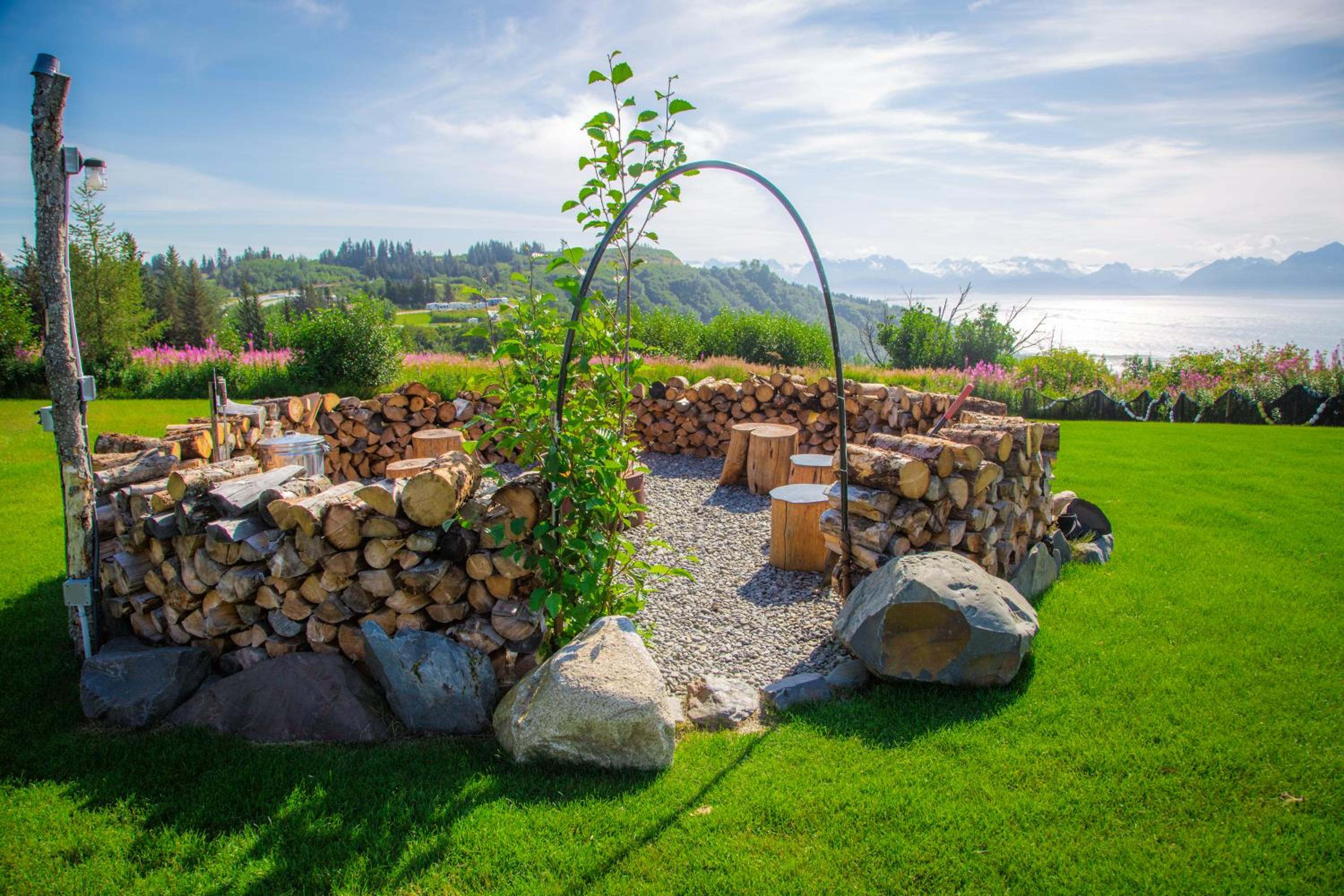 Baycrest Lodge