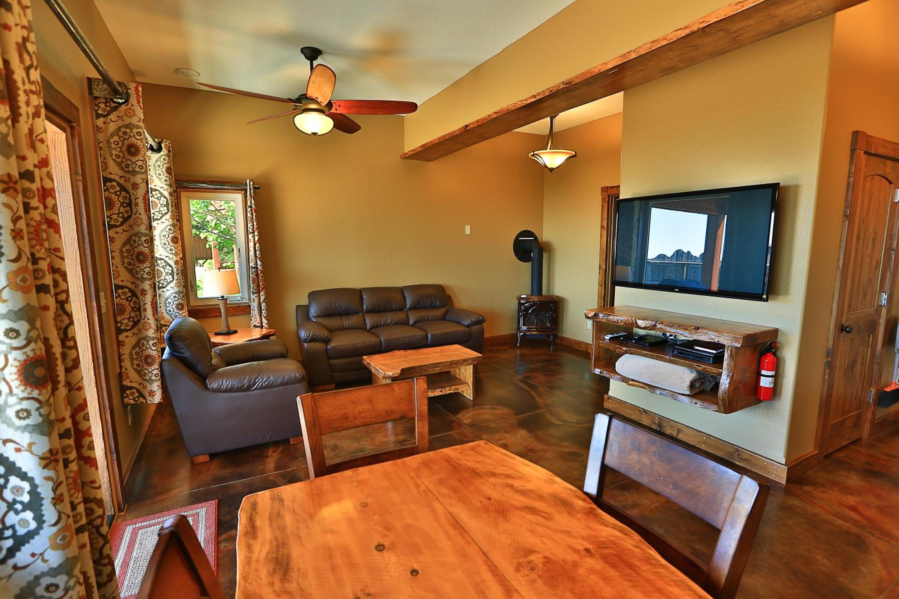 Baycrest Lodge