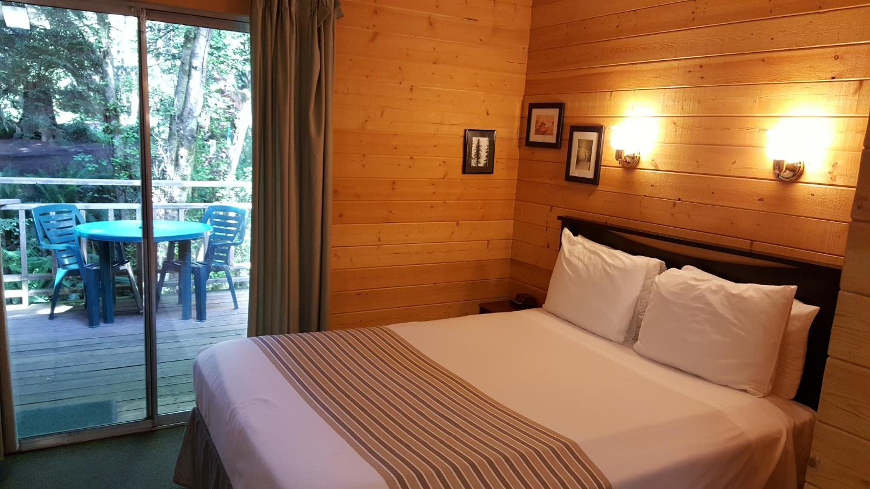 Emerald Forest Cabins