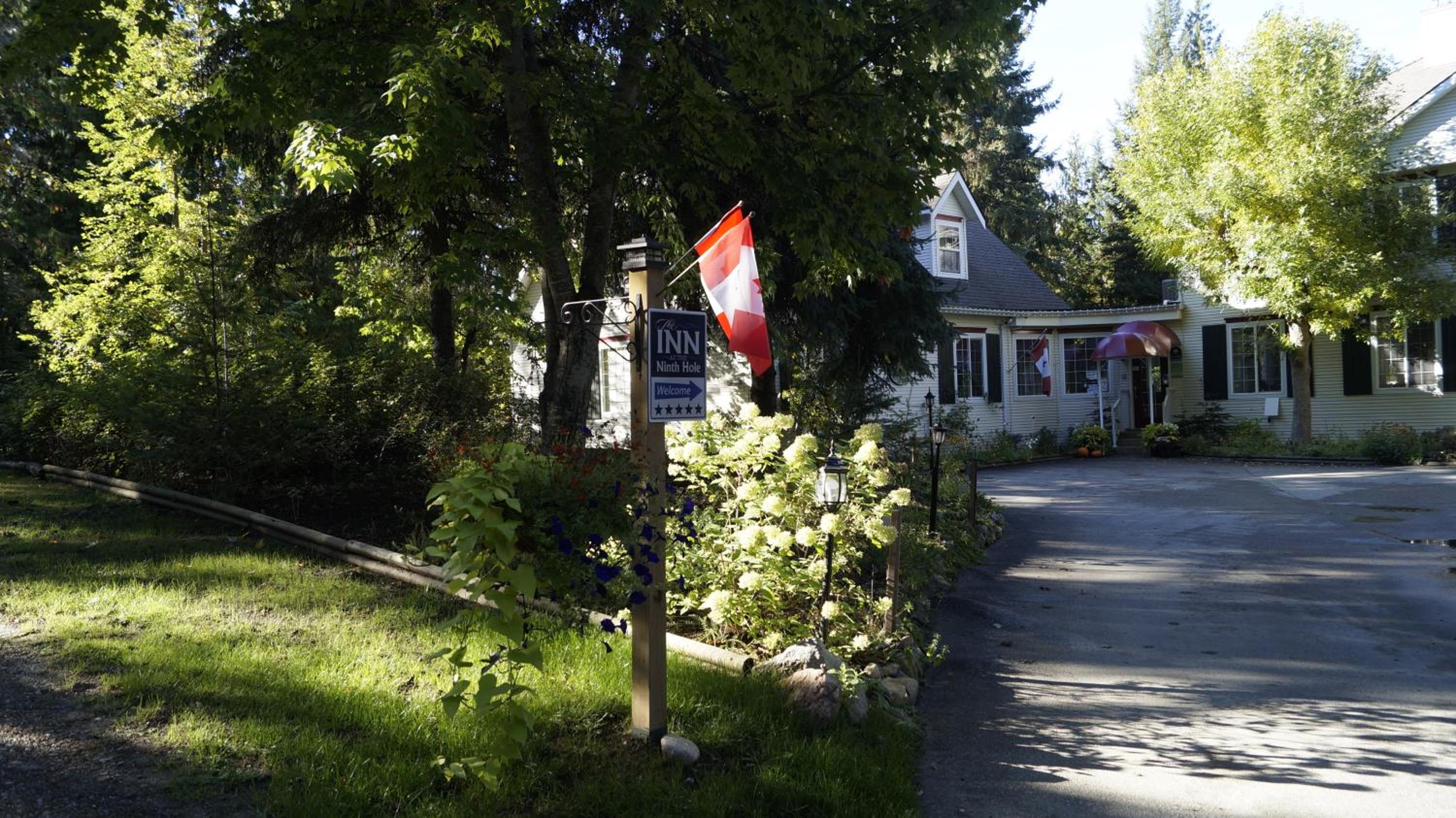The Inn at the Ninth Hole Bed & Breakfast