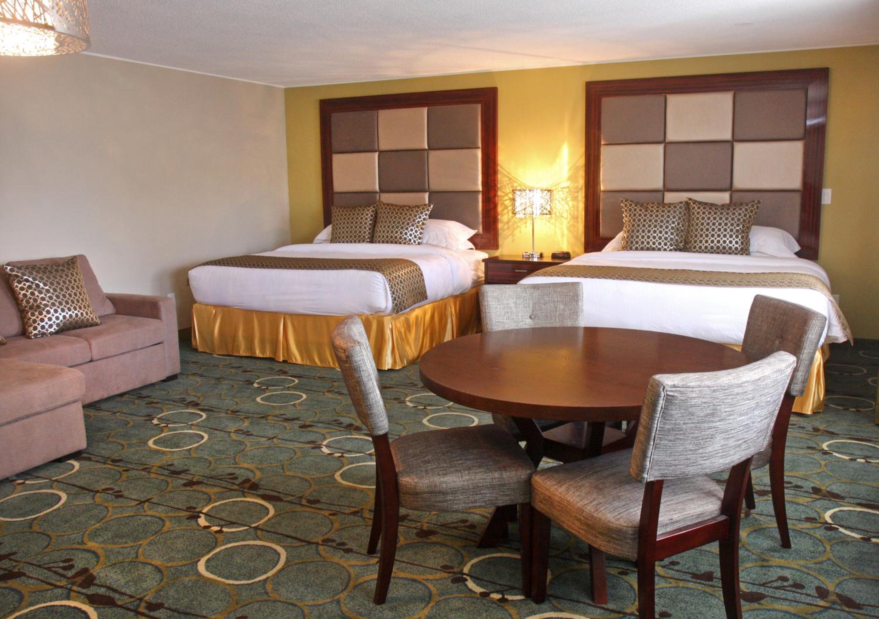 Gateway Inn and Suites