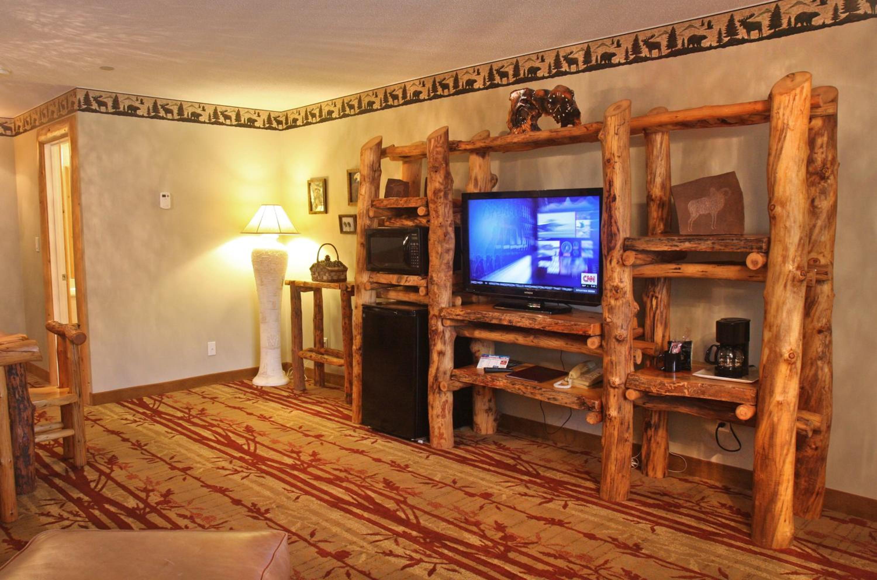 Gateway Inn and Suites