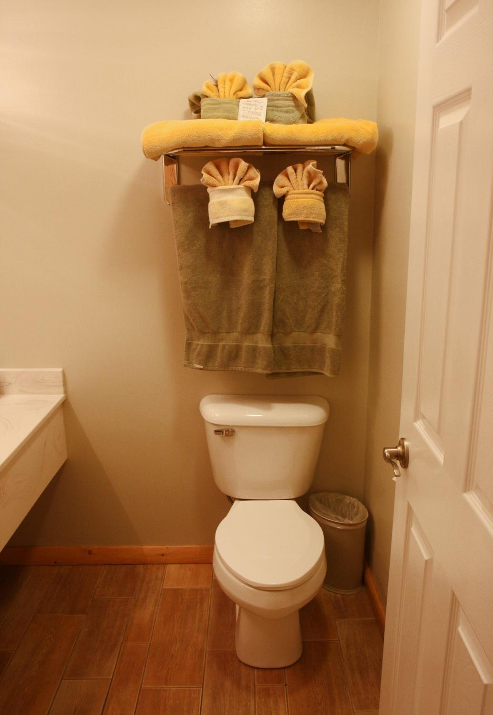 Gateway Inn and Suites