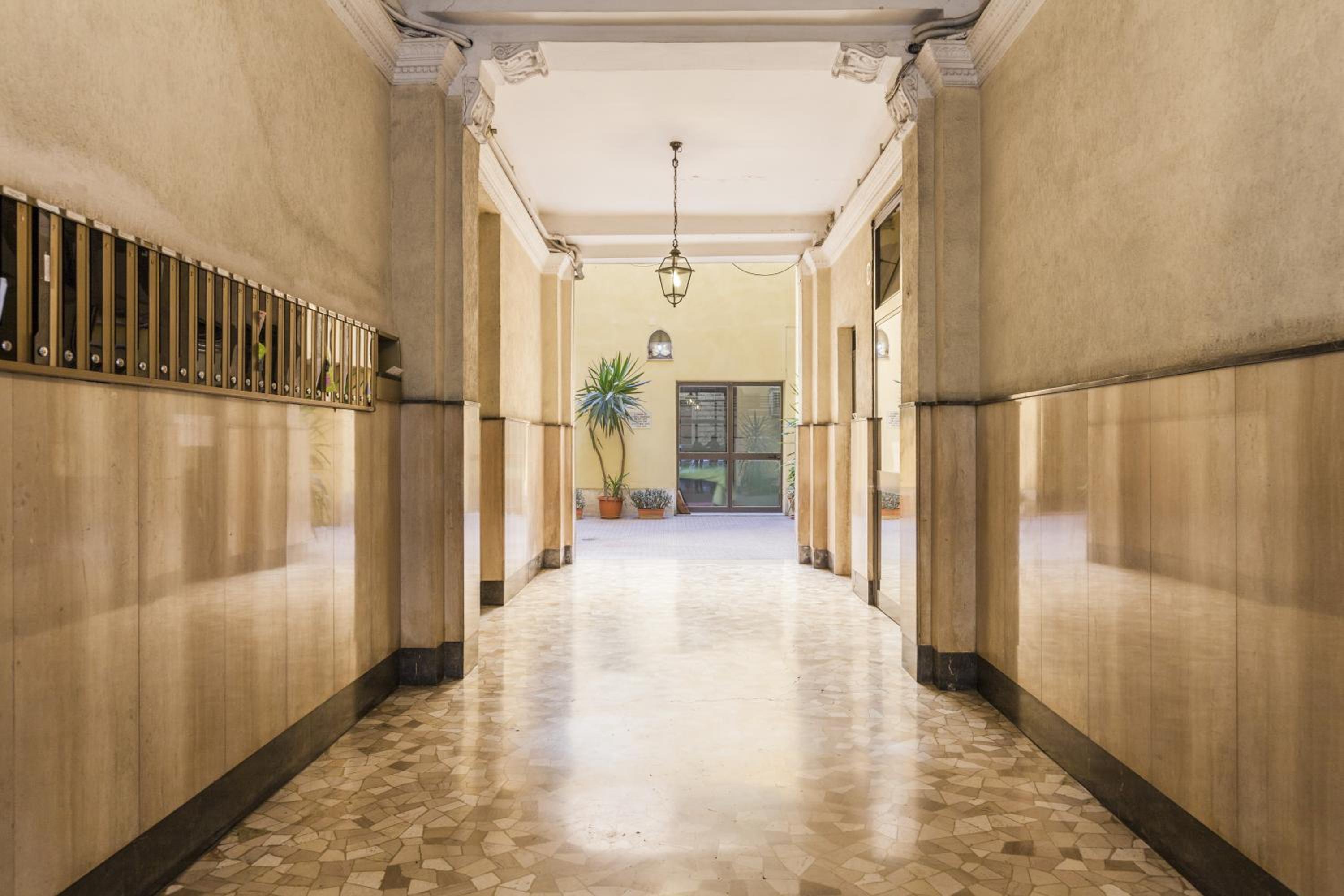 Stardust Rome Guest House