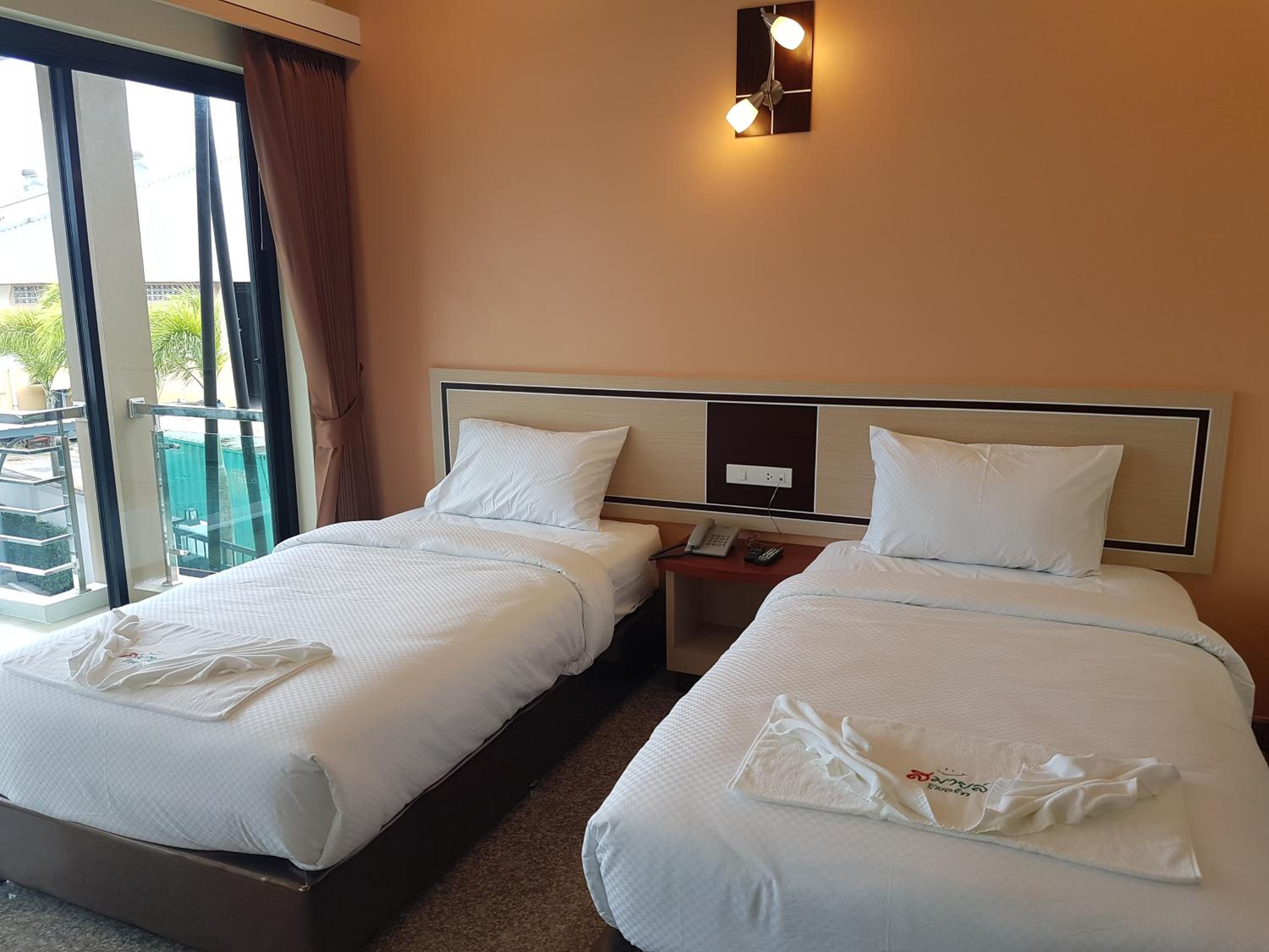 Smile Resort Thungsong